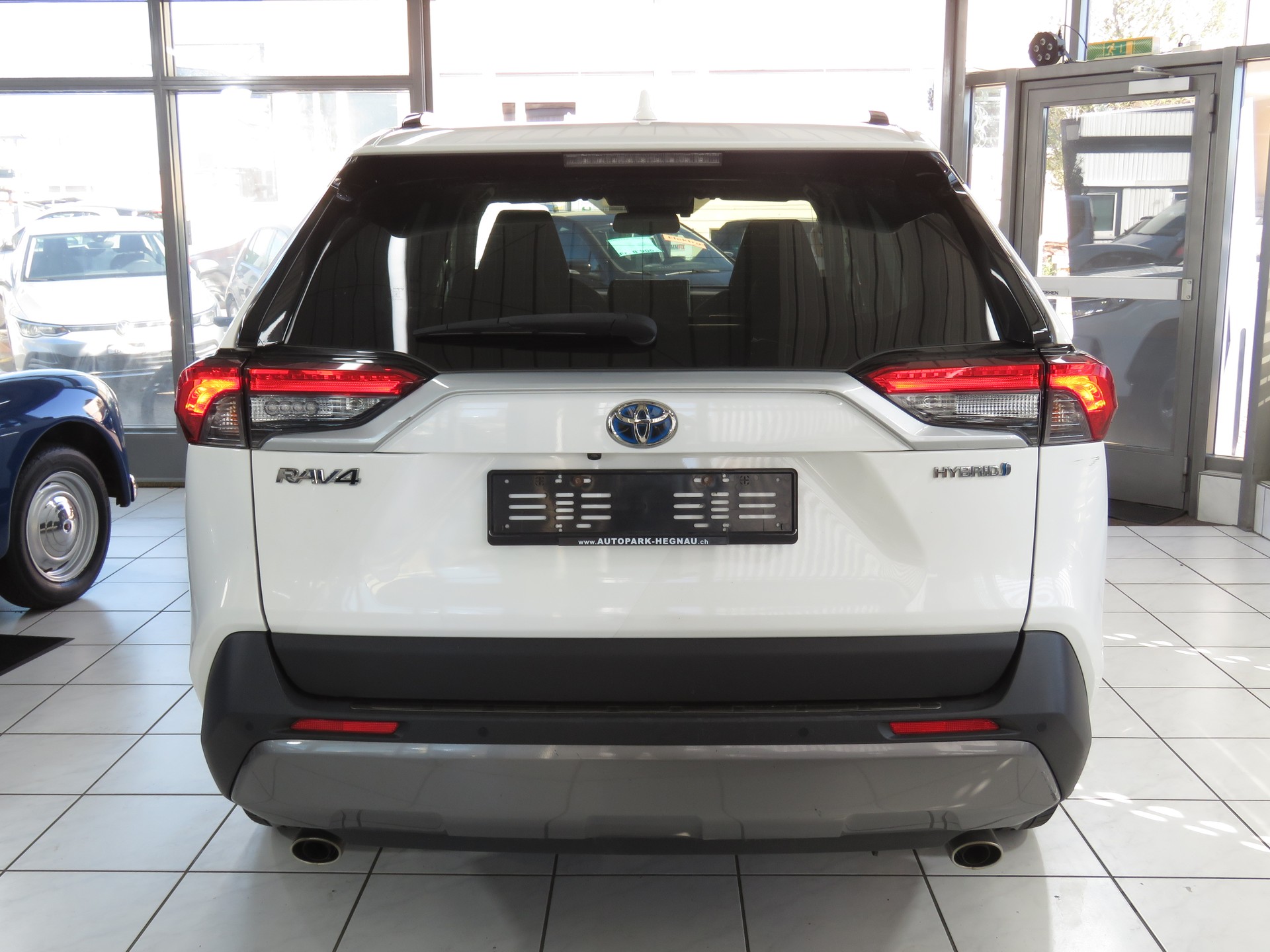 TOYOTA RAV-4 2.5 HSD Trend e-CVT 4WD Automat, Fixpreis !!!-image-4