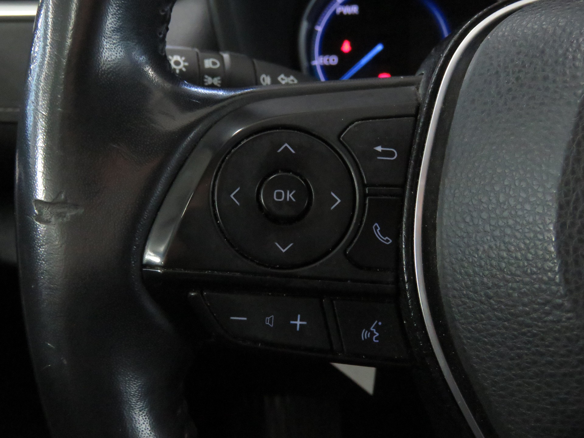 TOYOTA RAV-4 2.5 HSD Trend e-CVT 4WD Automat, Fixpreis !!!-image-14