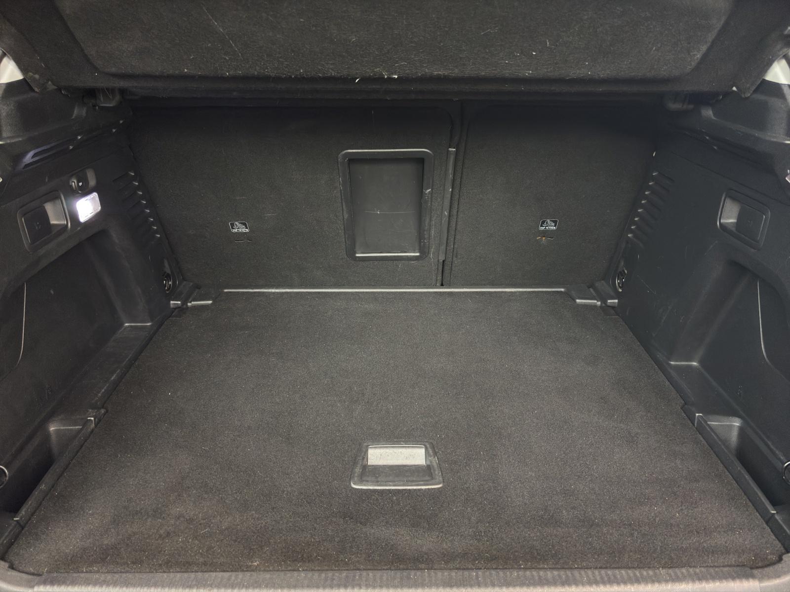 PEUGEOT 3008 1.6 BlueHDi Active-image-10