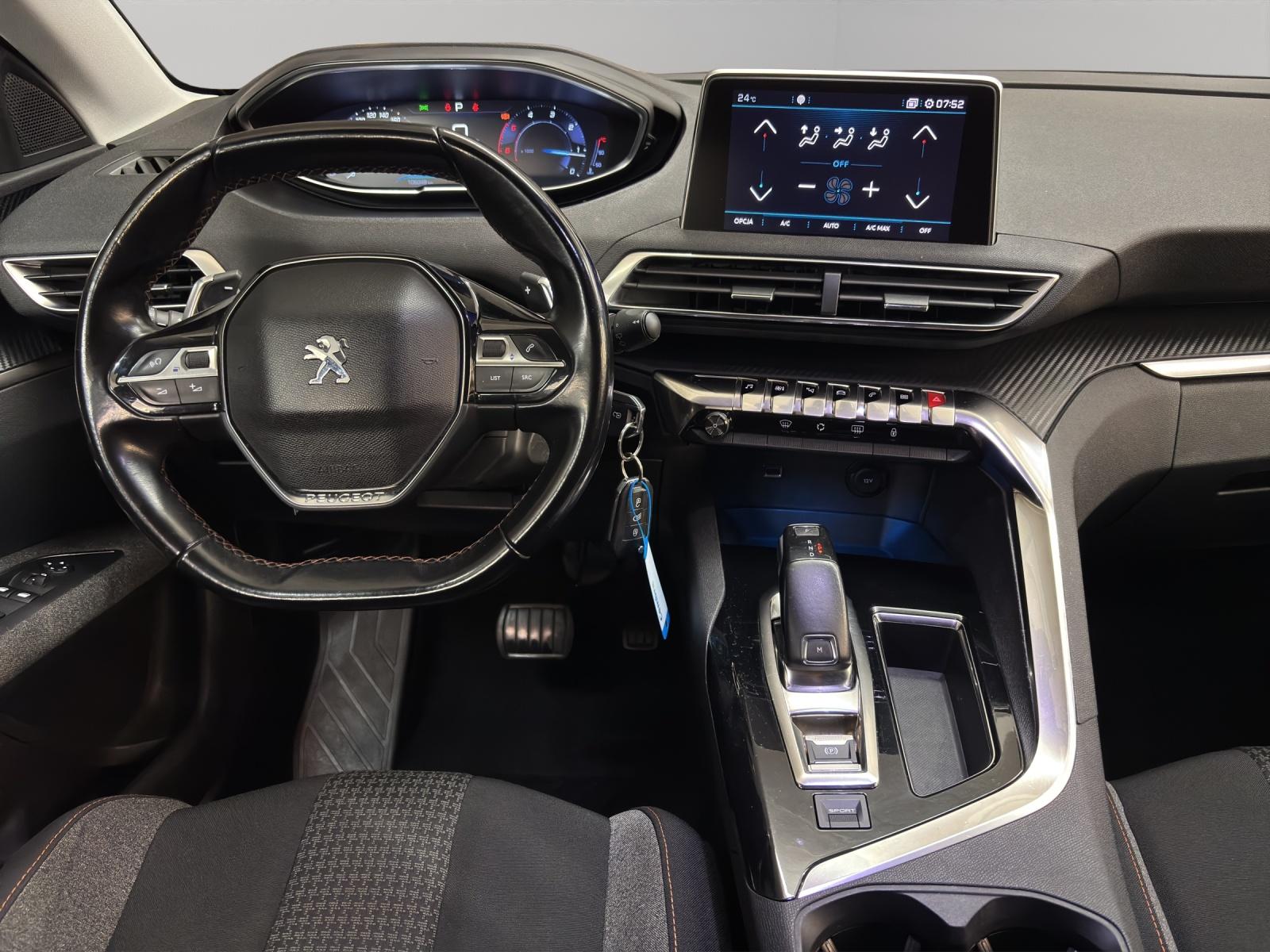 PEUGEOT 3008 1.6 BlueHDi Active-image-6