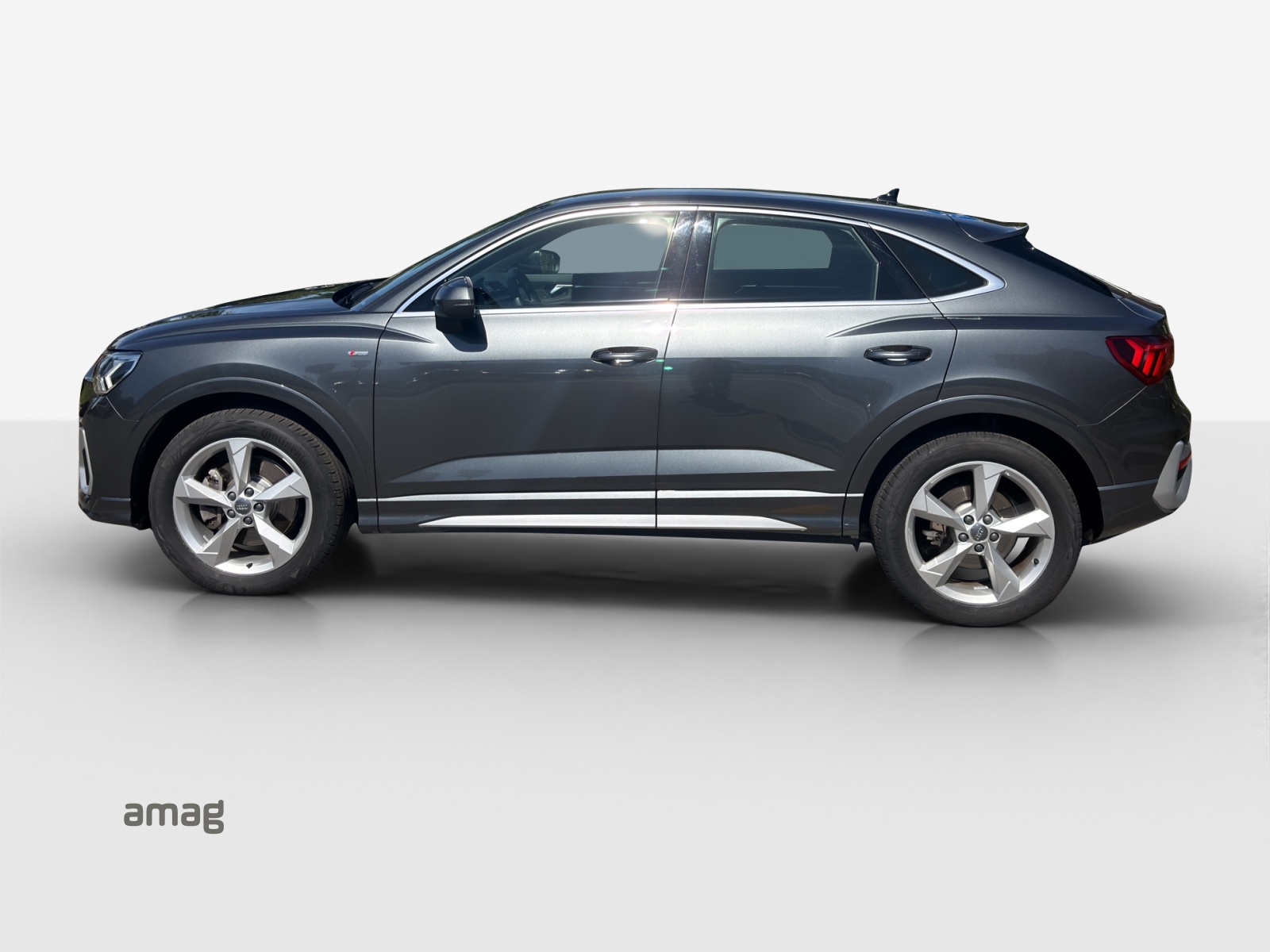 AUDI Q3 Sportback 45 TFSI S line quattro S-tronic-showroom-element-1