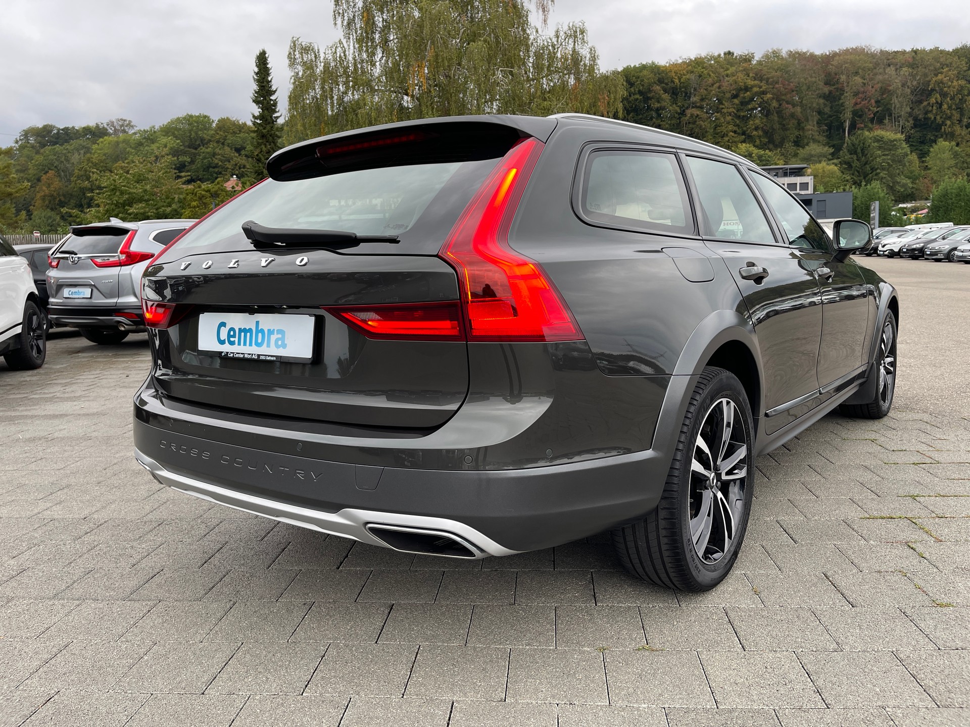 VOLVO V90 Cross Country T5 AWD Geartronic-image-3