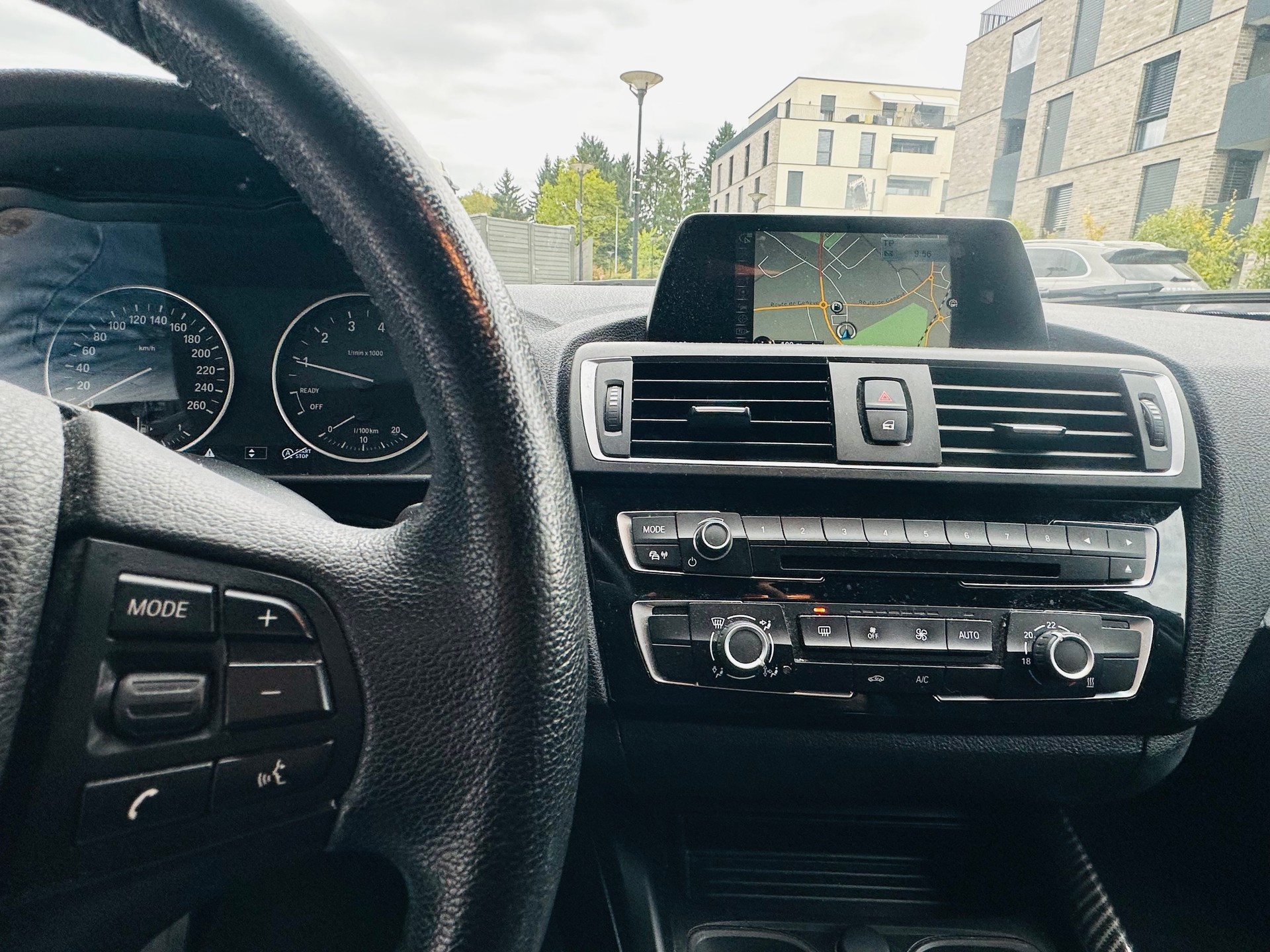 BMW 116i Business-image-11