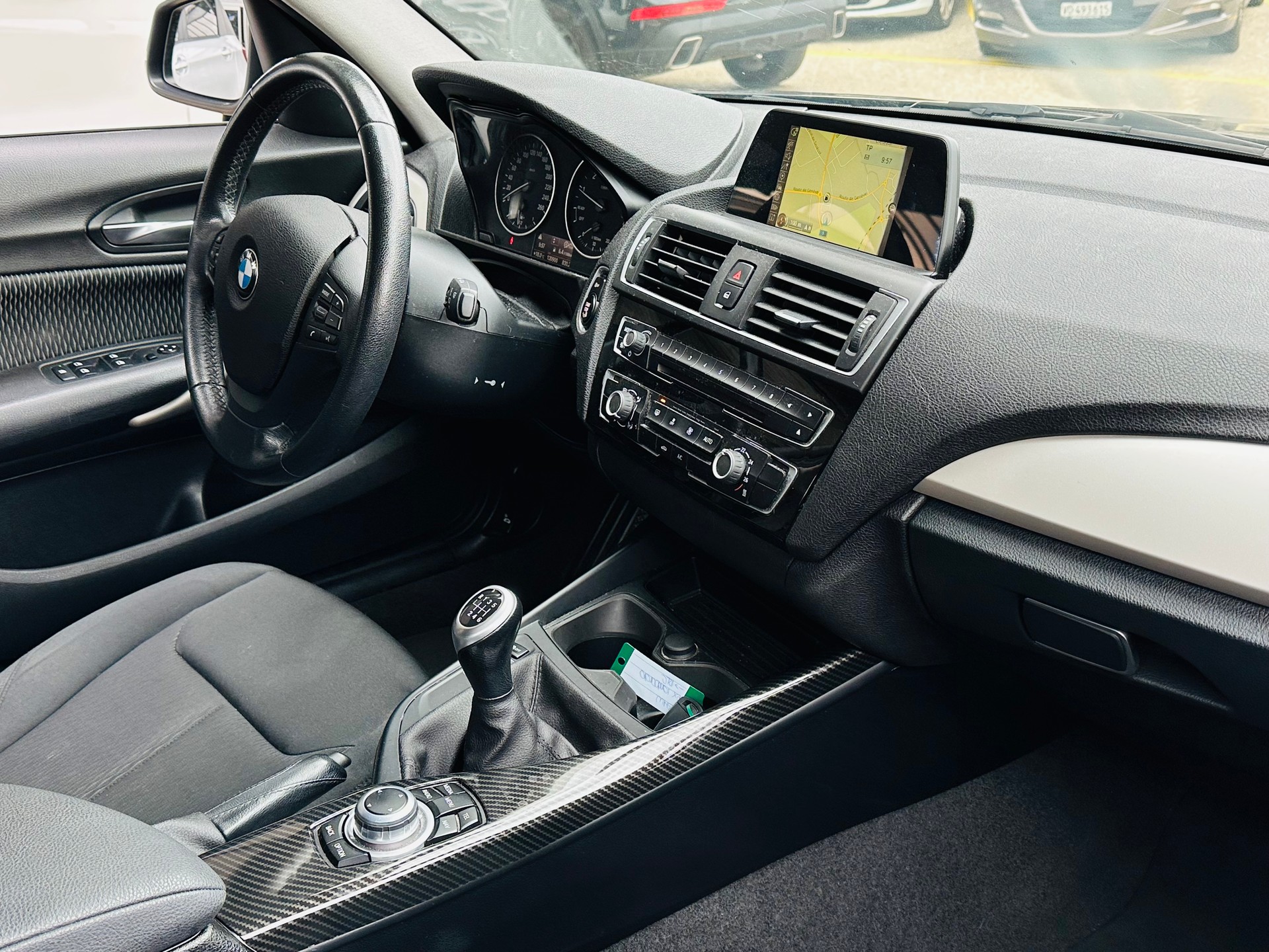 BMW 116i Business-image-13