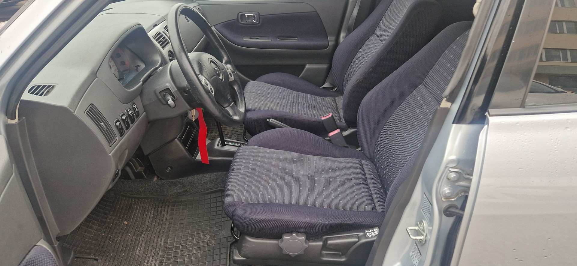 DAIHATSU Sirion 1.3 4x4 V-Line-image-5