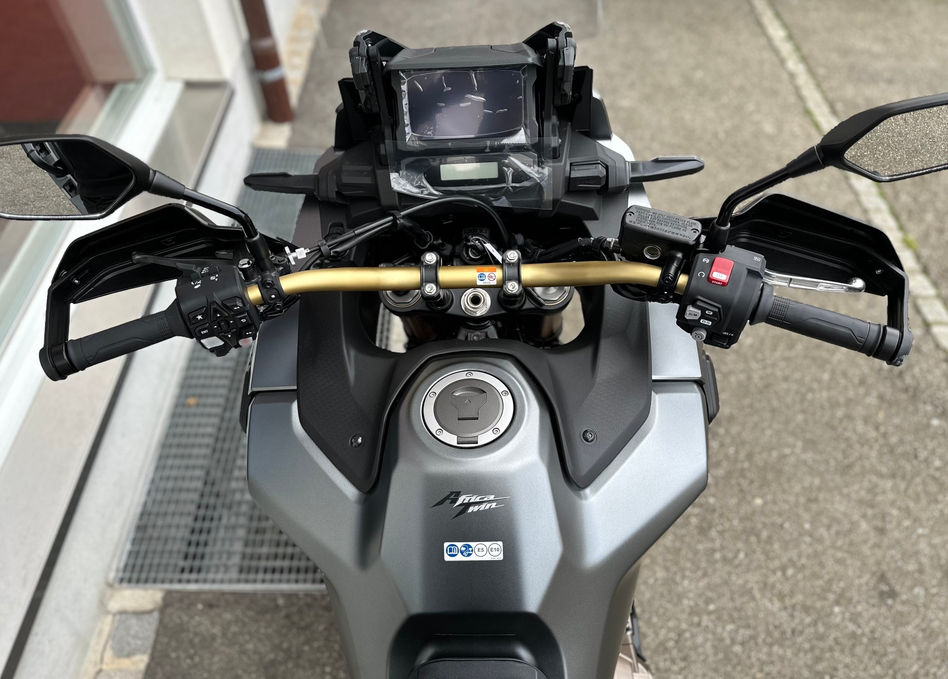 HONDA CRF 1100L Africa Twin Adv. Sports ES - DCT-image-10