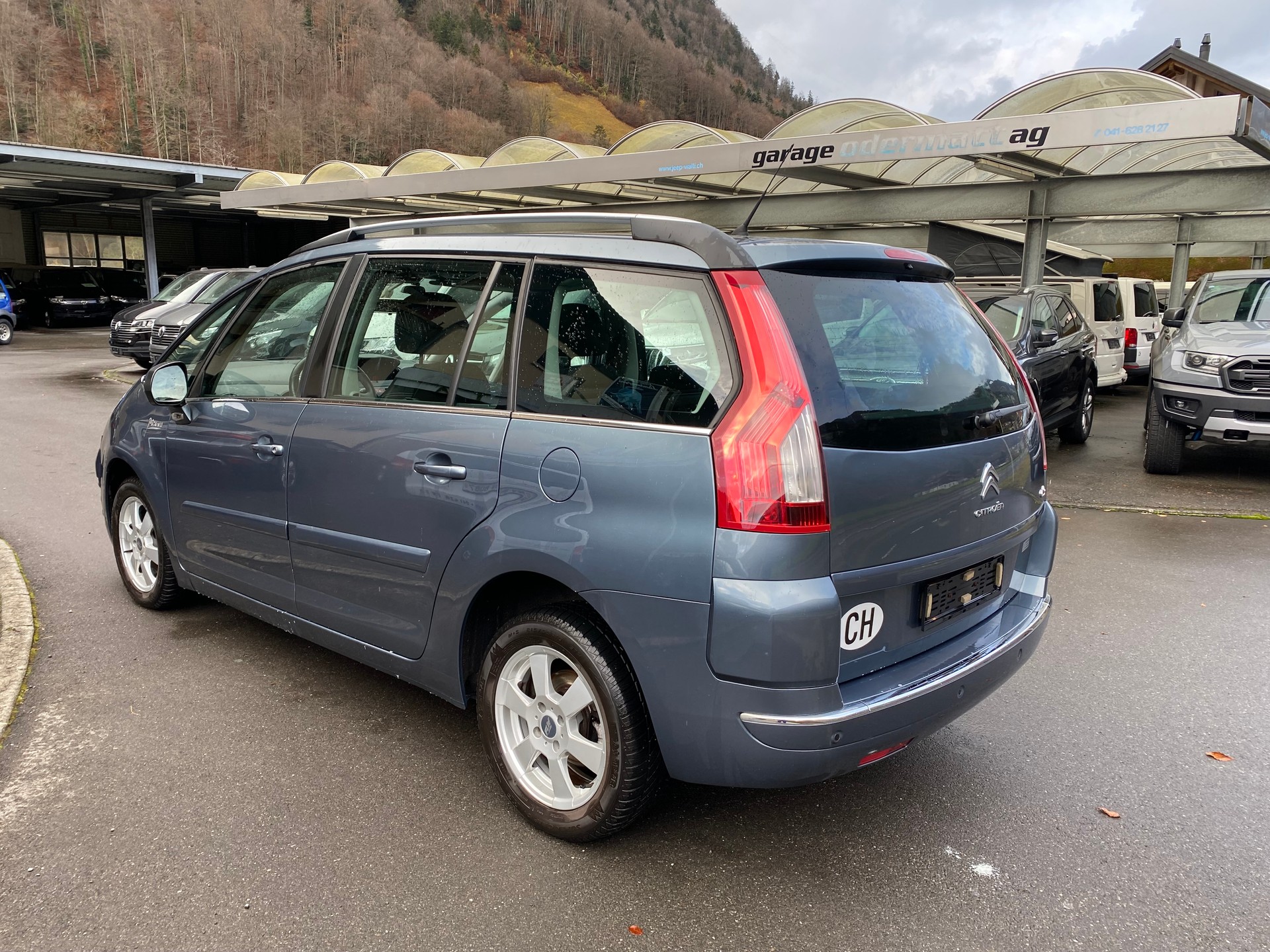 CITROEN C4 Grand Picasso 1.6 HDI 16V Swiss Style-image-13