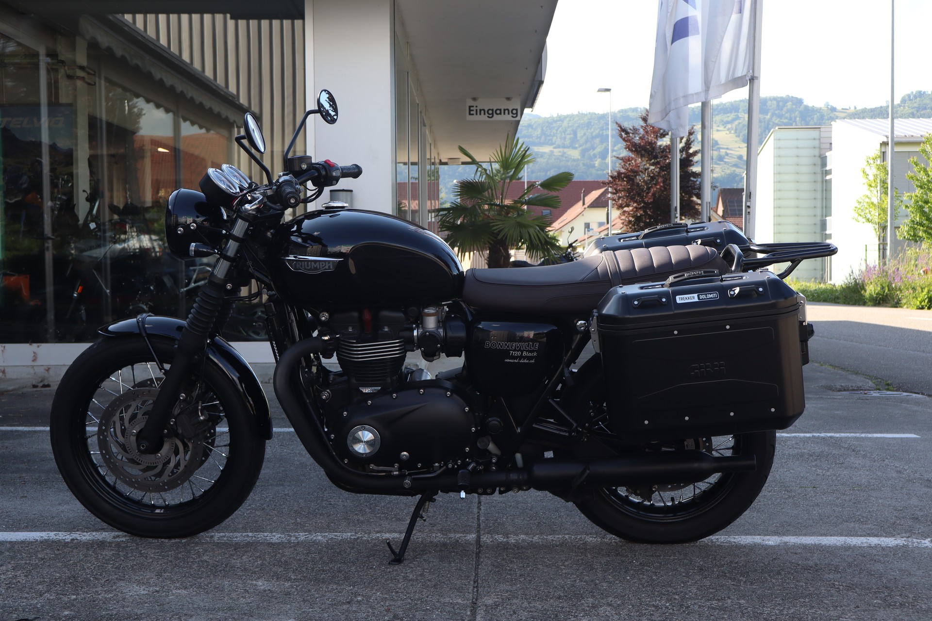 TRIUMPH Bonneville T120 Black ABS / TCS-image-3