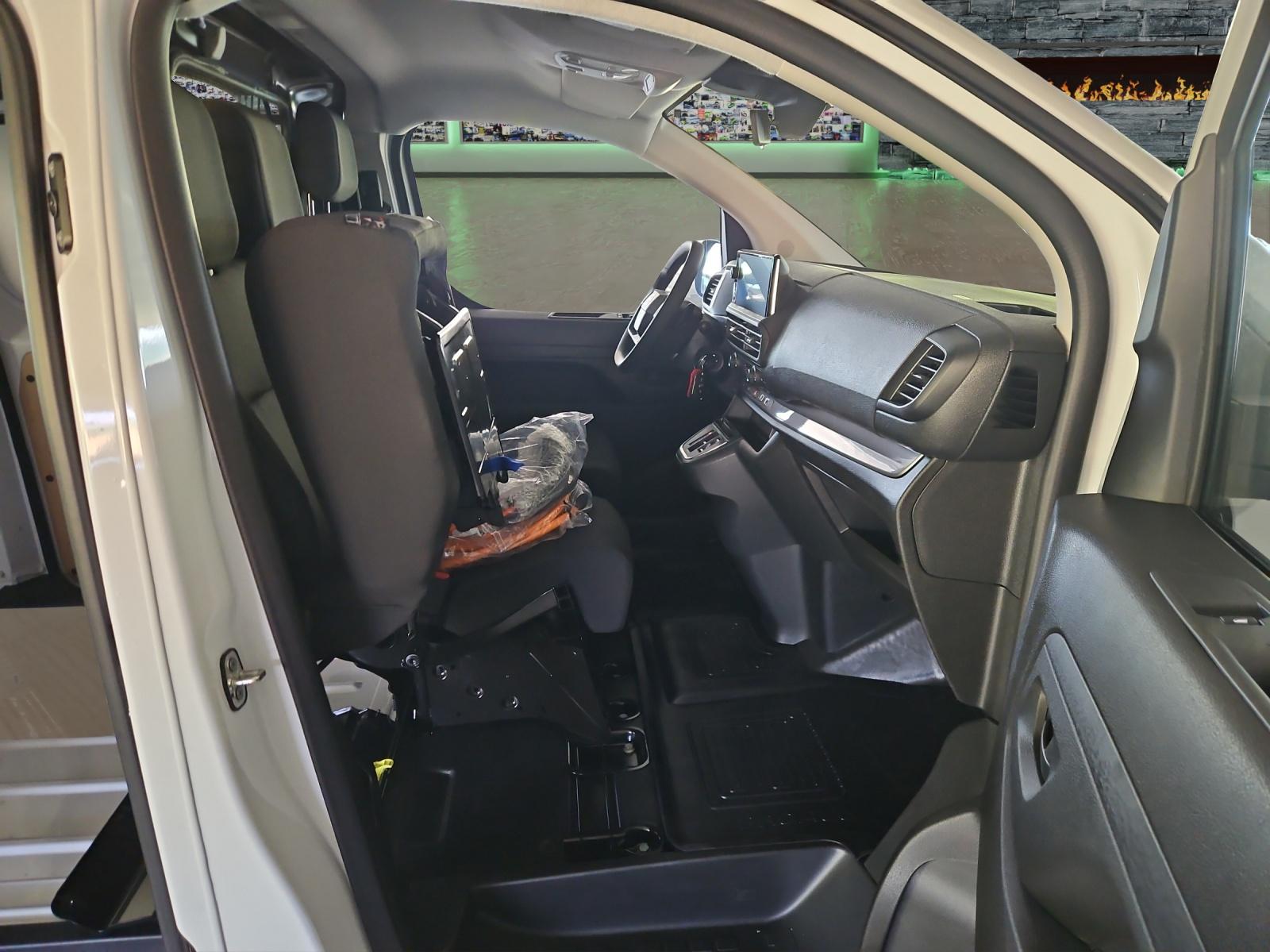 TOYOTA PROACE Van L1 75KWh Advanced-image-9