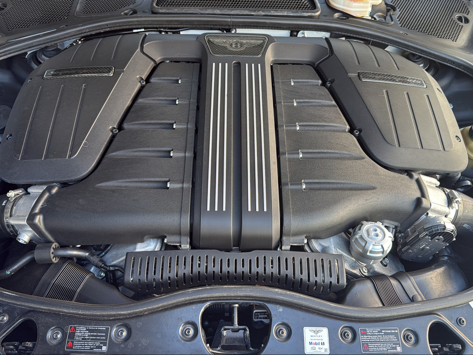 BENTLEY Continental Supersports 6.0 W12-image-10