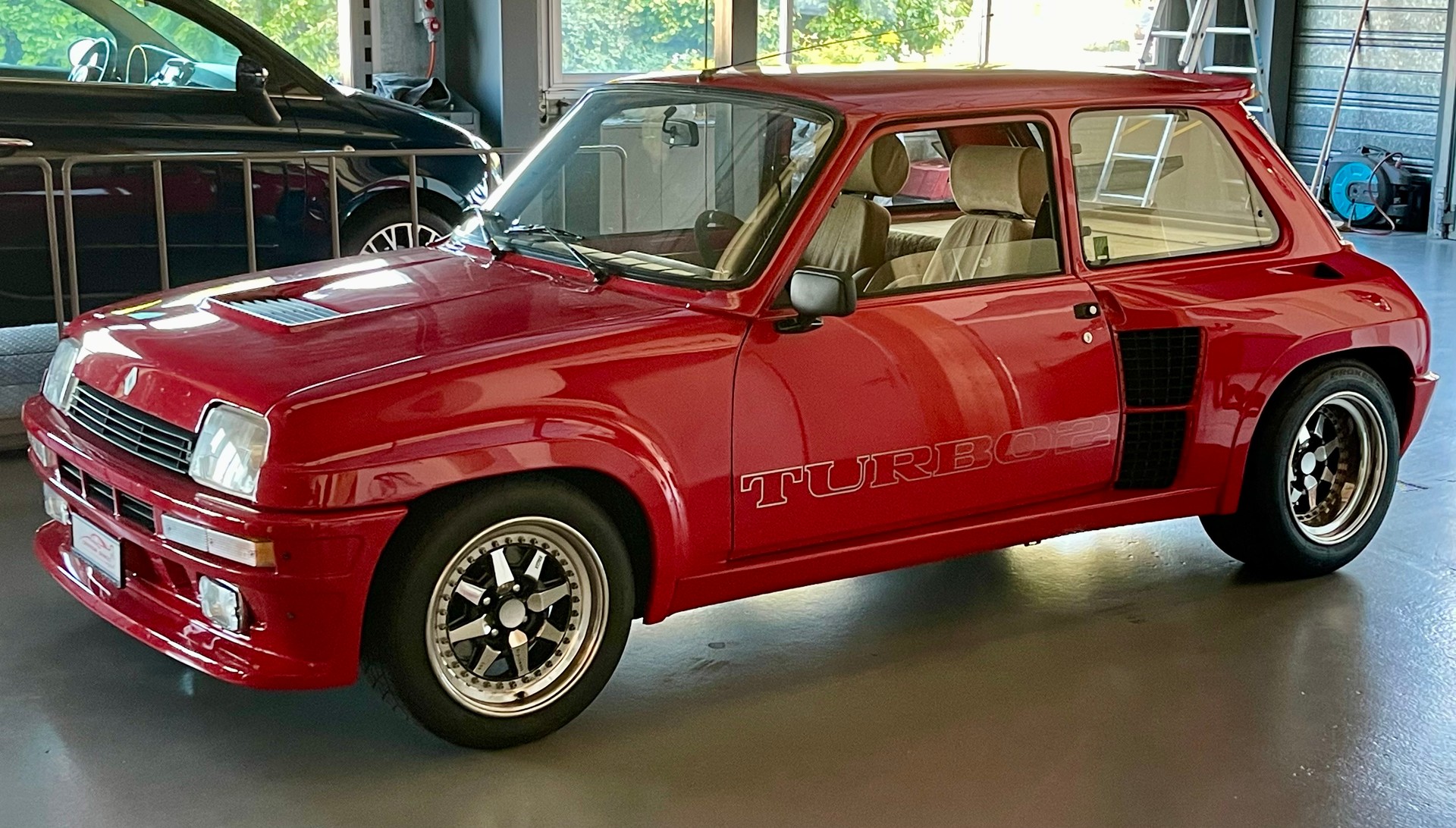 RENAULT R5 Turbo 2-image-10