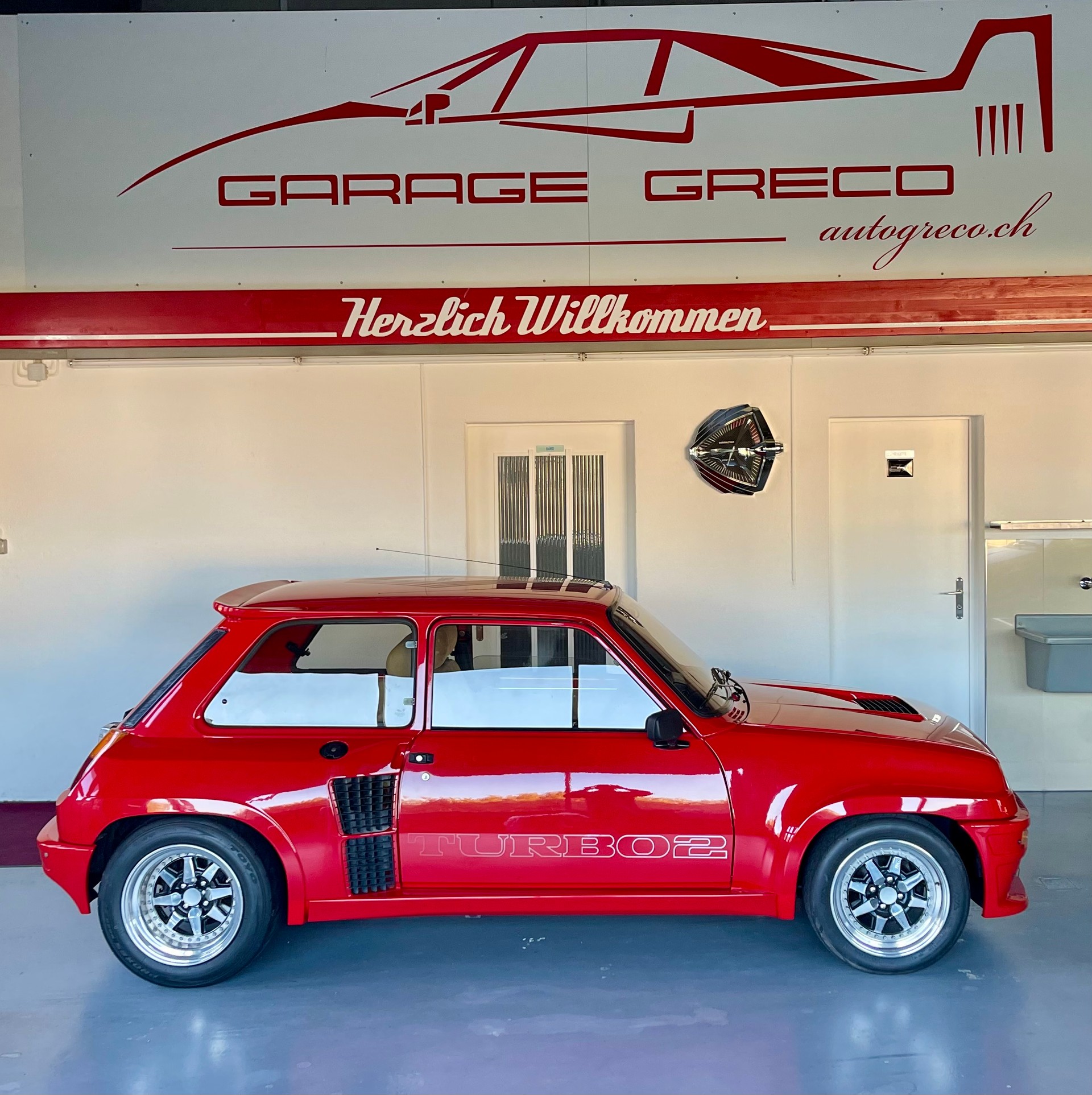 RENAULT R5 Turbo 2-image-1