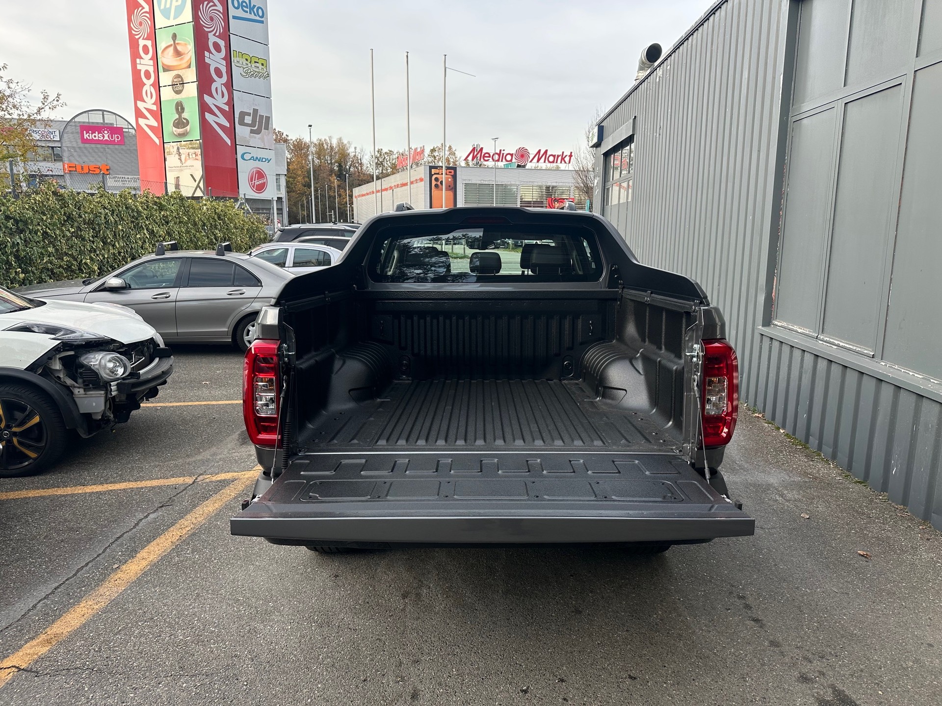 MAXUS T60 Max 2.0TDI 4x4 Automat-image-6