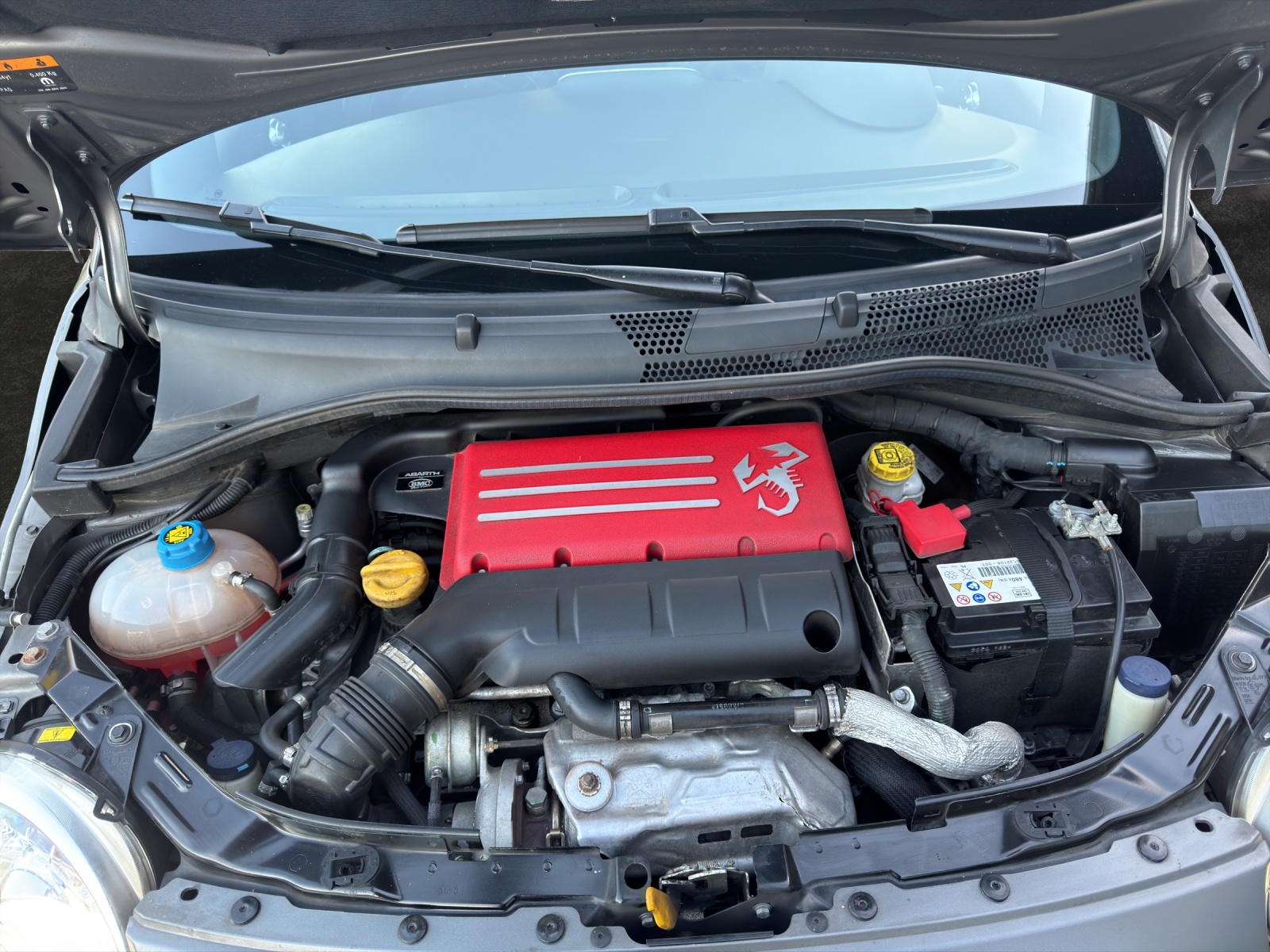 FIAT 595C 1.4 16V Turbo Abarth Turismo Dualogic-image-15
