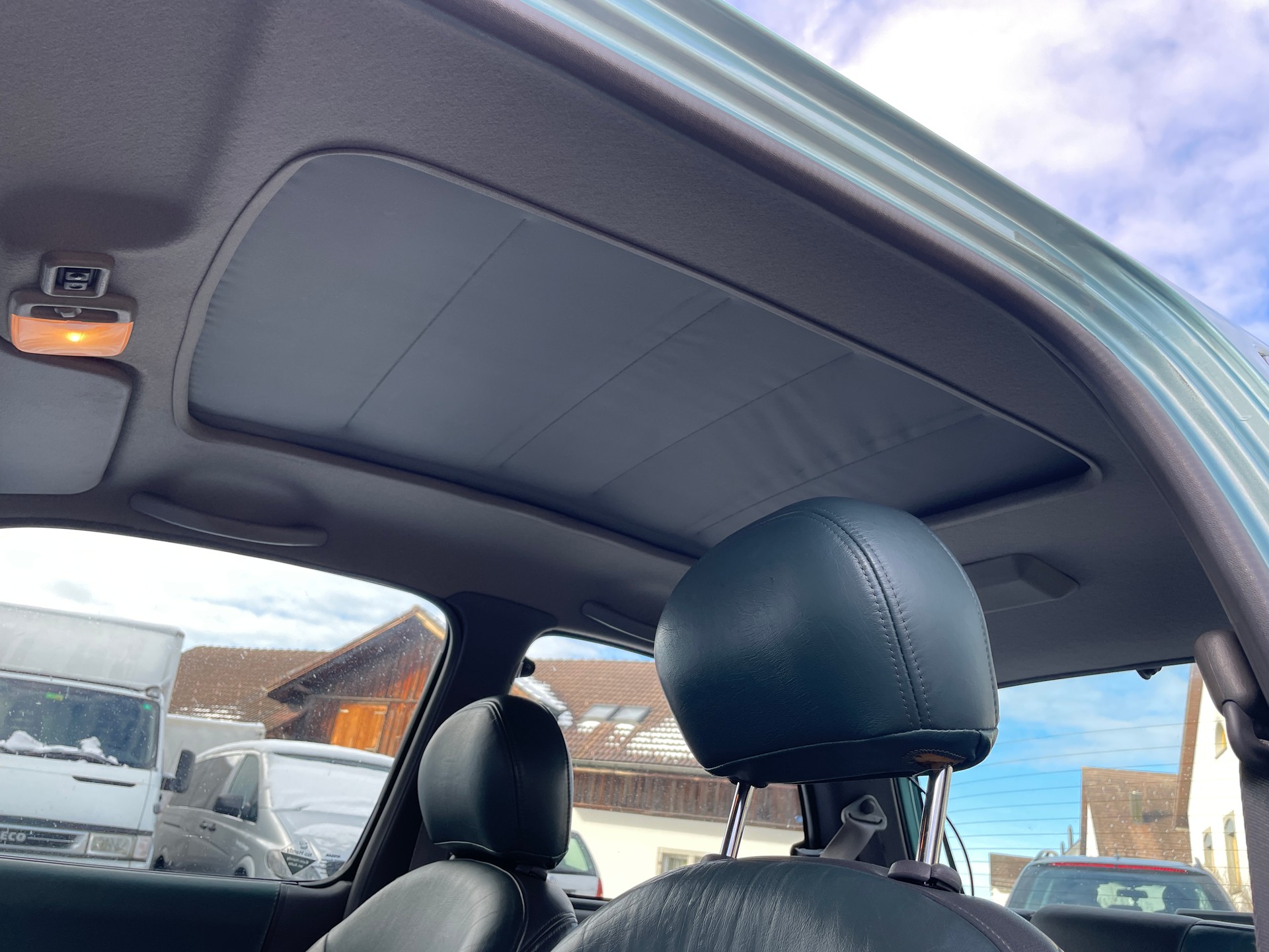 NISSAN MICRA-image-6