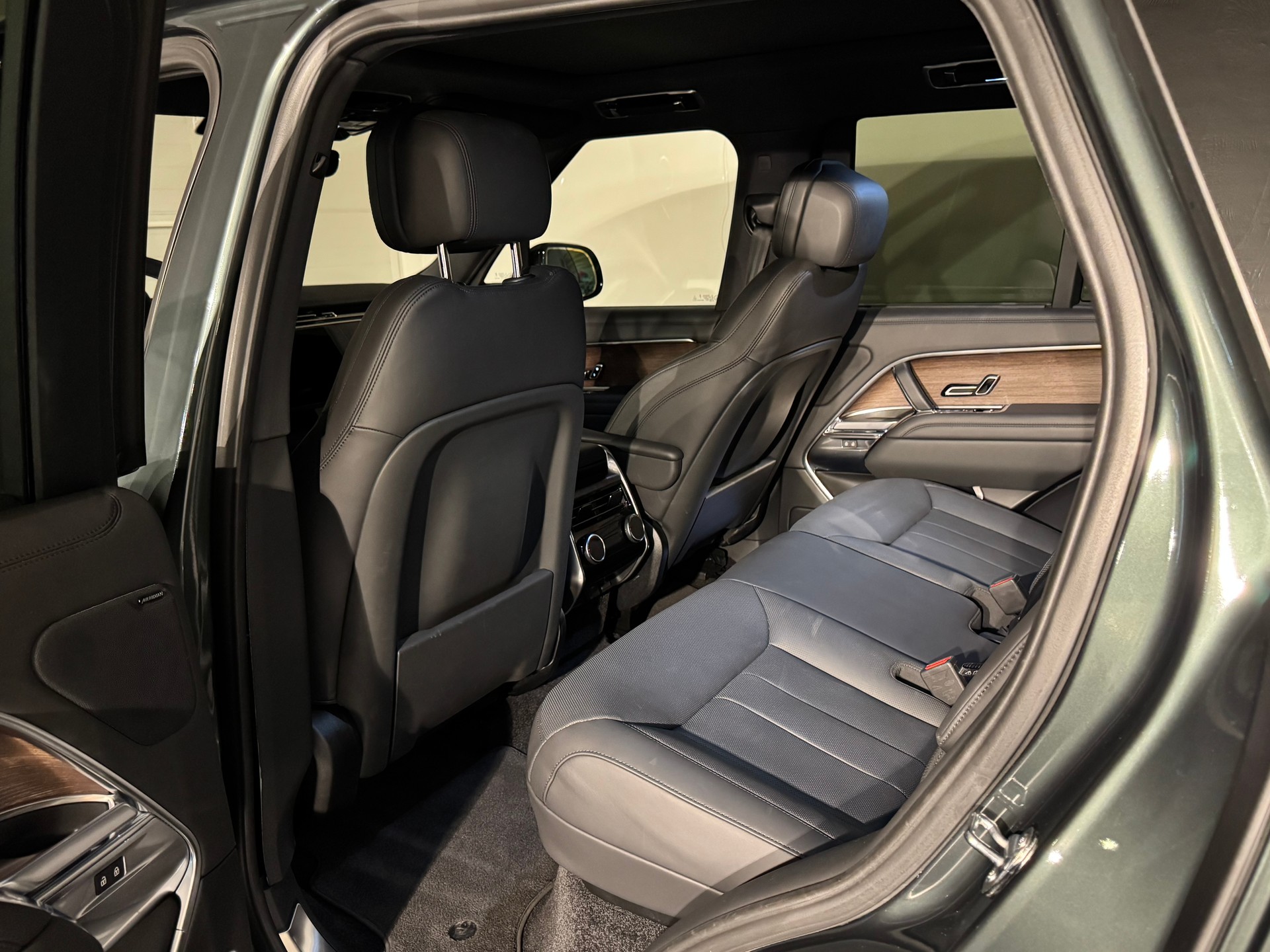 LAND ROVER Range Rover D300 3.0D I6 MHEV SE Automatic-image-22