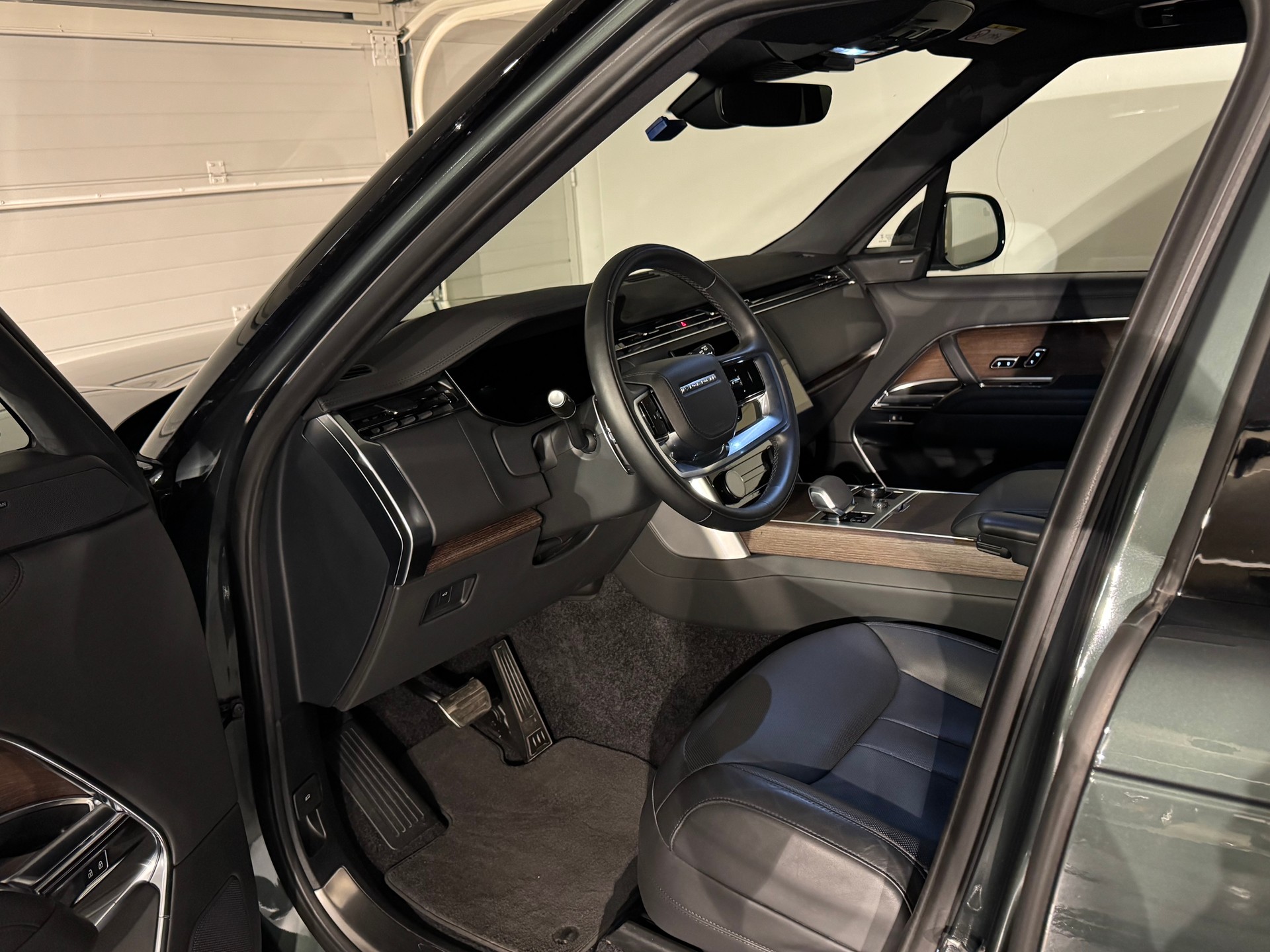 LAND ROVER Range Rover D300 3.0D I6 MHEV SE Automatic-image-11