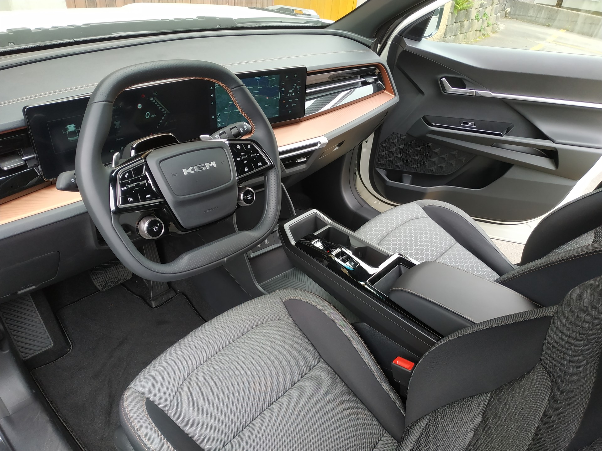 KGM-SsangYong Musso 80,6 kWh Bronze 4WD-image-9