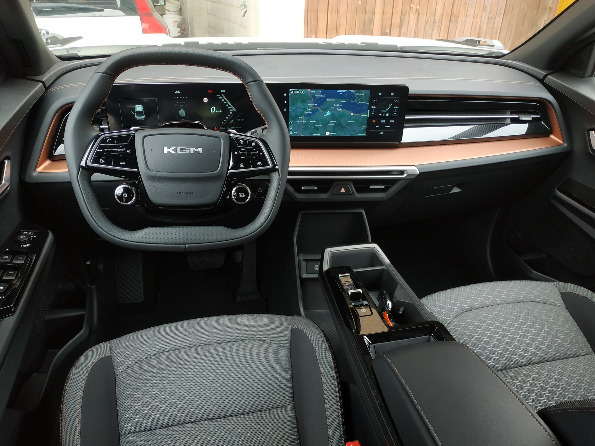 KGM-SsangYong Musso 80,6 kWh Bronze 4WD-image-10