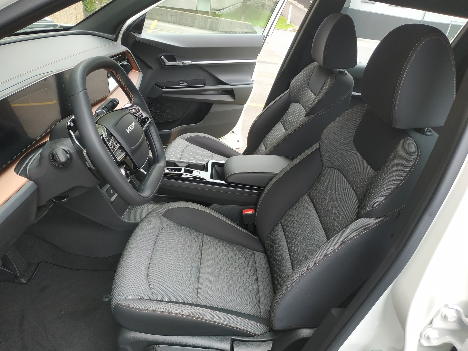 KGM-SsangYong Musso 80,6 kWh Bronze 4WD-image-11