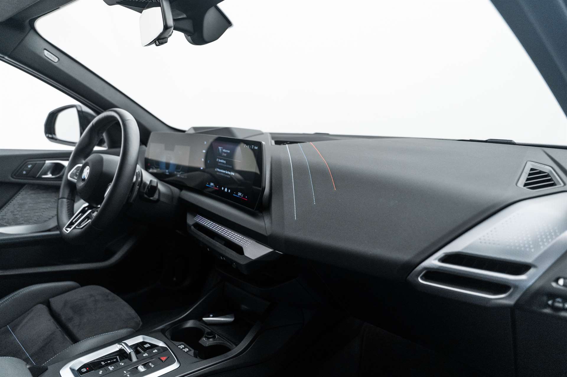 BMW 123 xDrive M Sport Steptronic-image-10