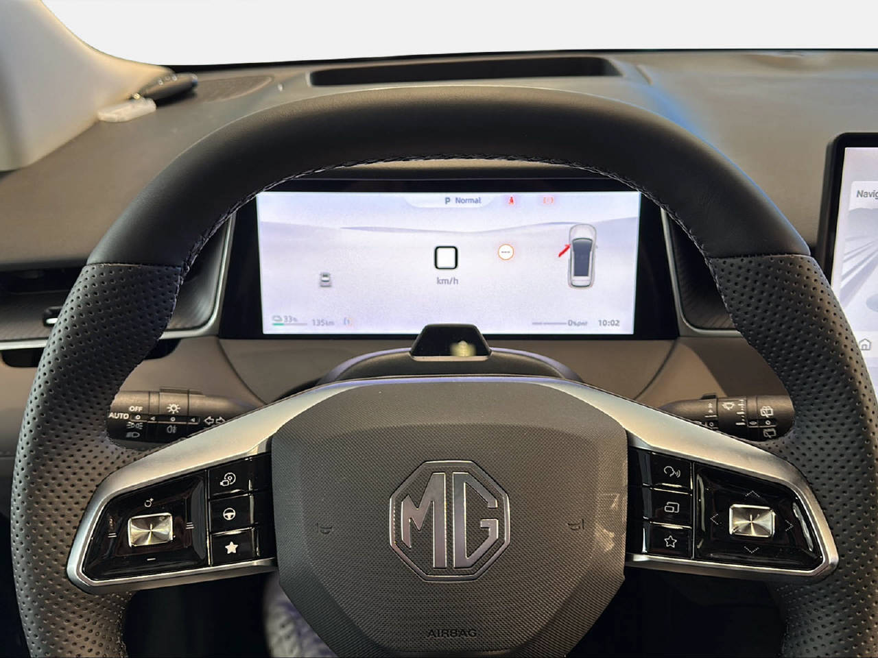MG S6 EV 77 kWh Luxury 4WD-image-10