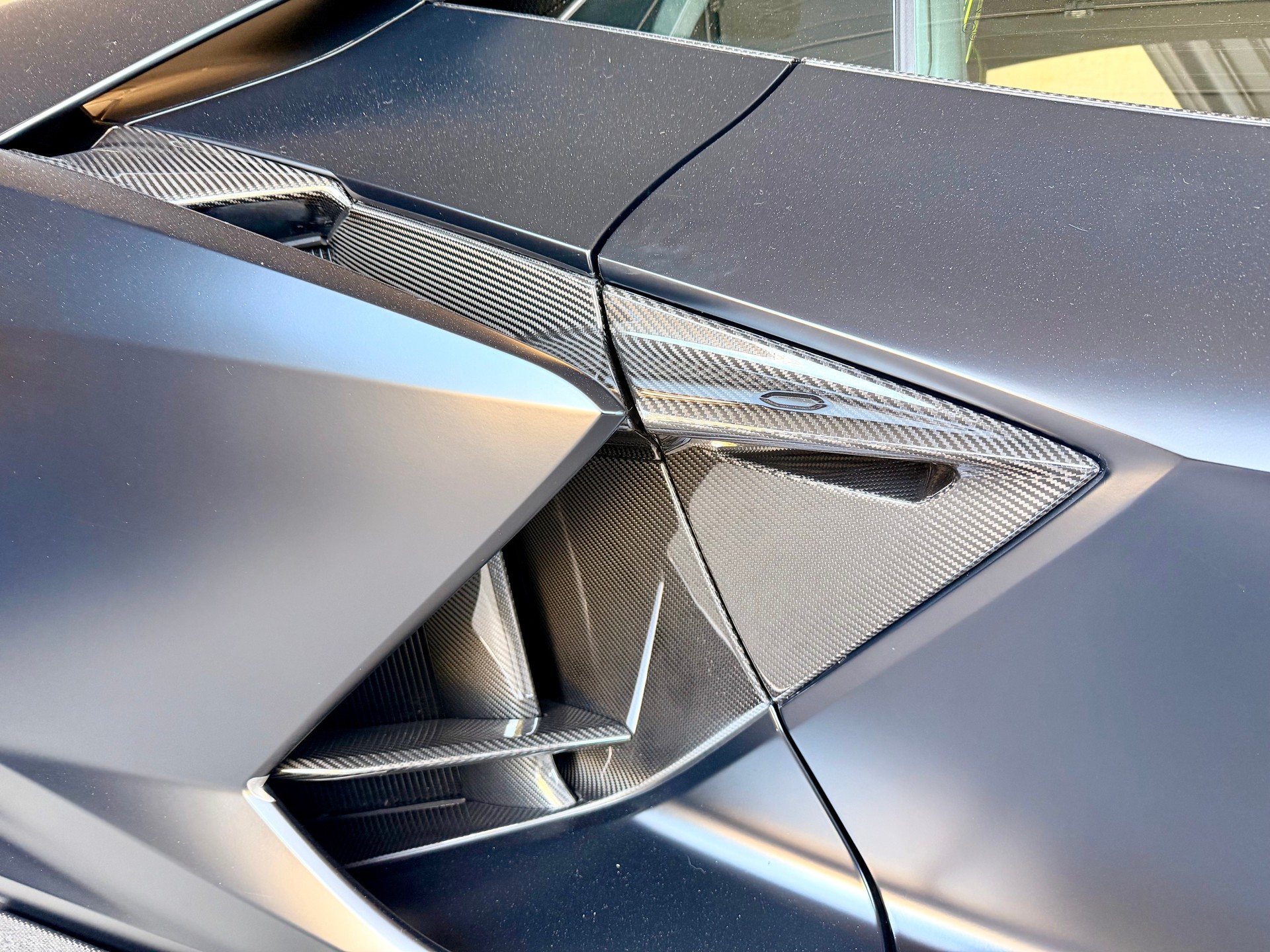 LAMBORGHINI /// REVUELTO 2025 /// AD PERSONAM /// FULL CARBON /// FULL OPTIONS-image-14