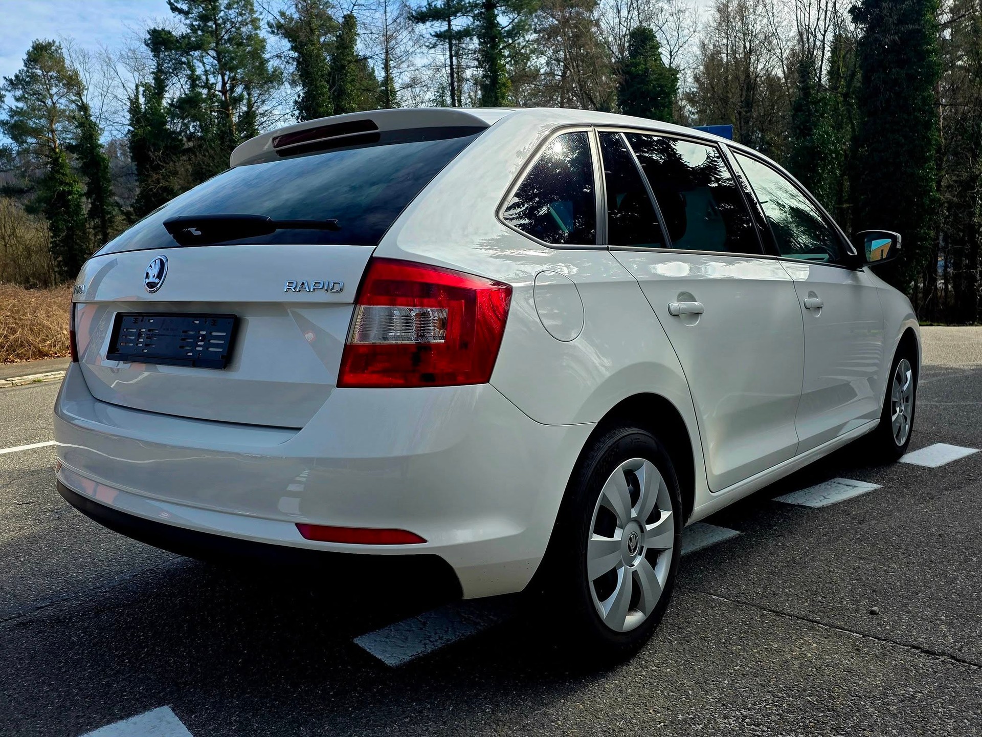 SKODA Rapid Spaceback 1.2 TSI Active DSG-image-7