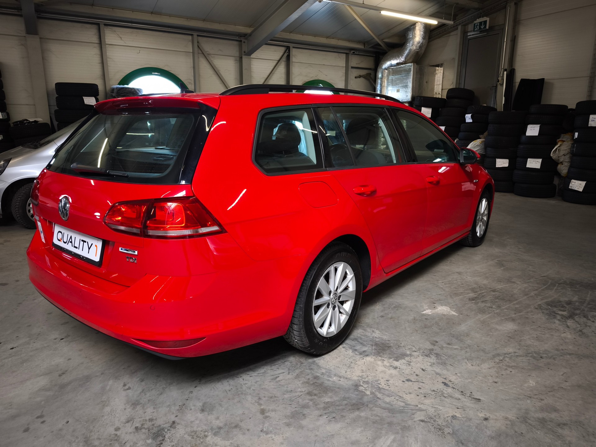 VW Golf Variant 1.6 TDI BlueMotion Comfortline-image-2