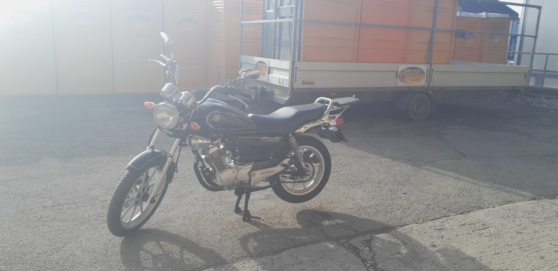 YAMAHA YBR 125 Custom-image-2