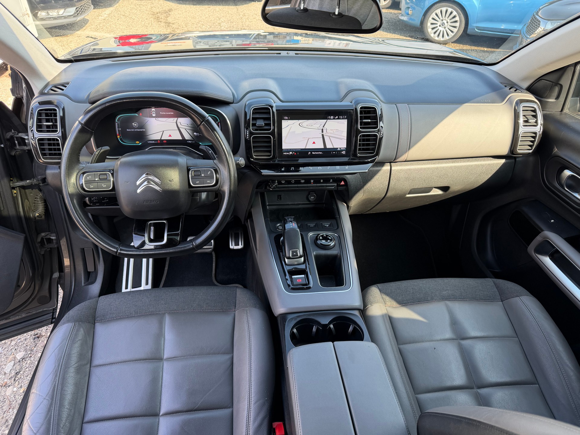 CITROEN C5 Aircross 2.0 BlueHD Shine EAT8-image-6