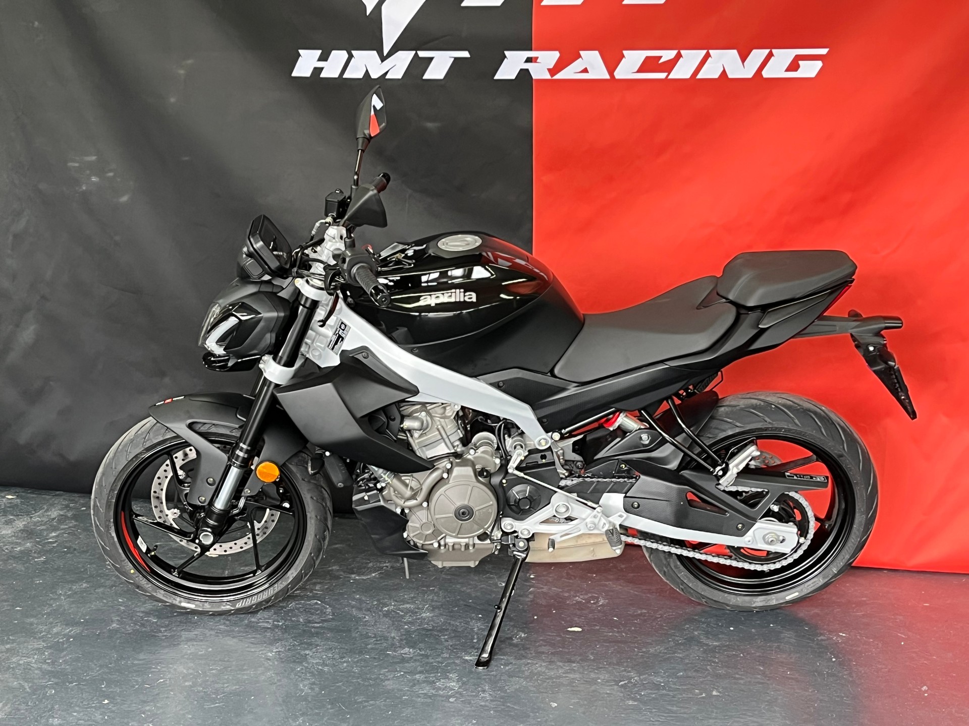 APRILIA Tuono 457 (35kW) E5+ Black level-image-2