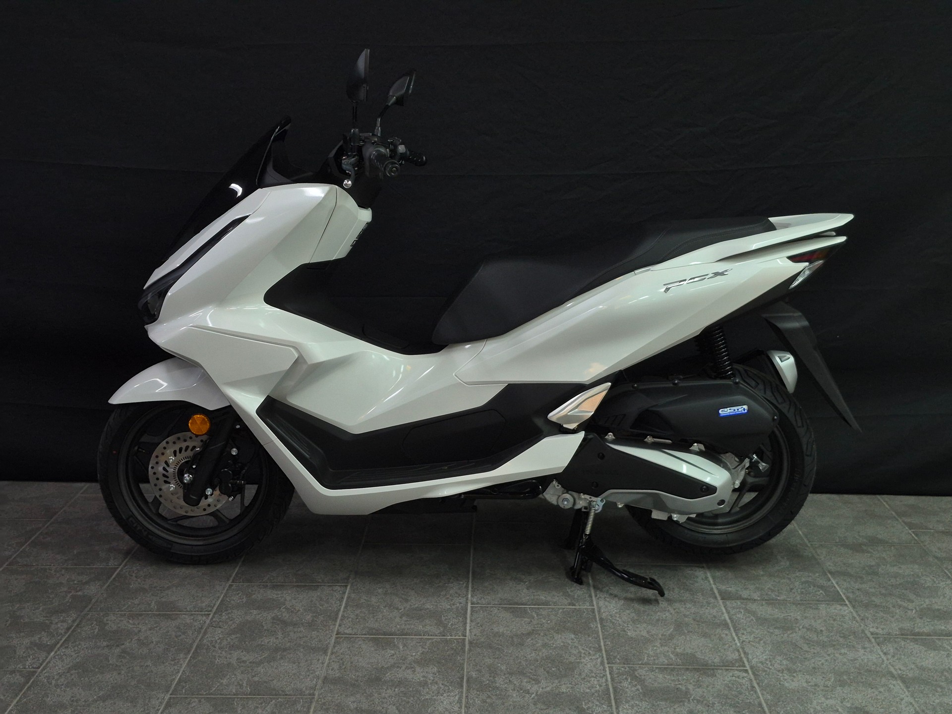 HONDA PCX 125-image-1