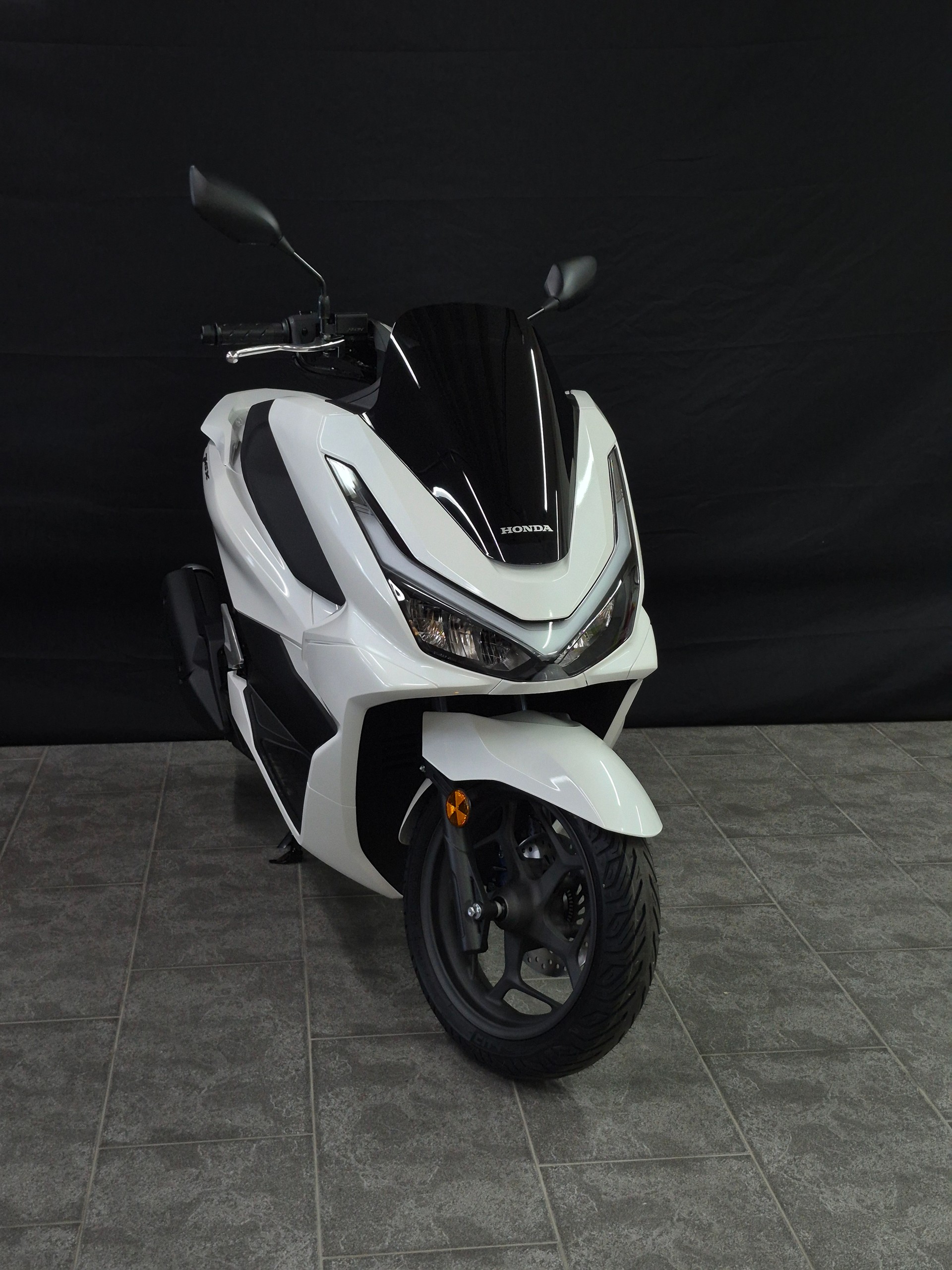 HONDA PCX 125-image-9