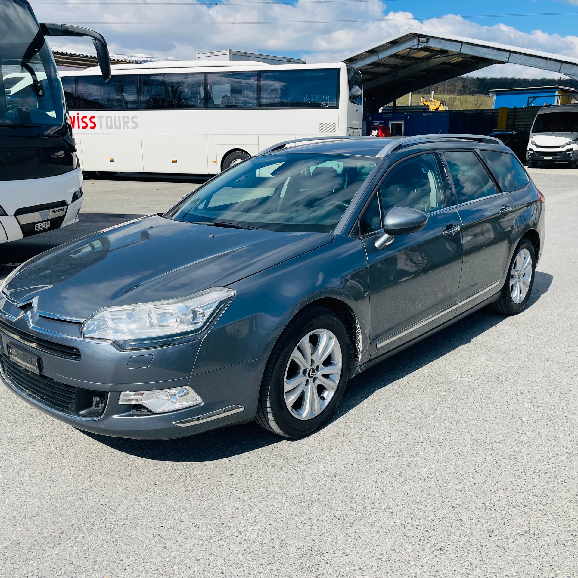 CITROEN C5 Tourer 2.0 HDi Exclusive Automatic-image-1