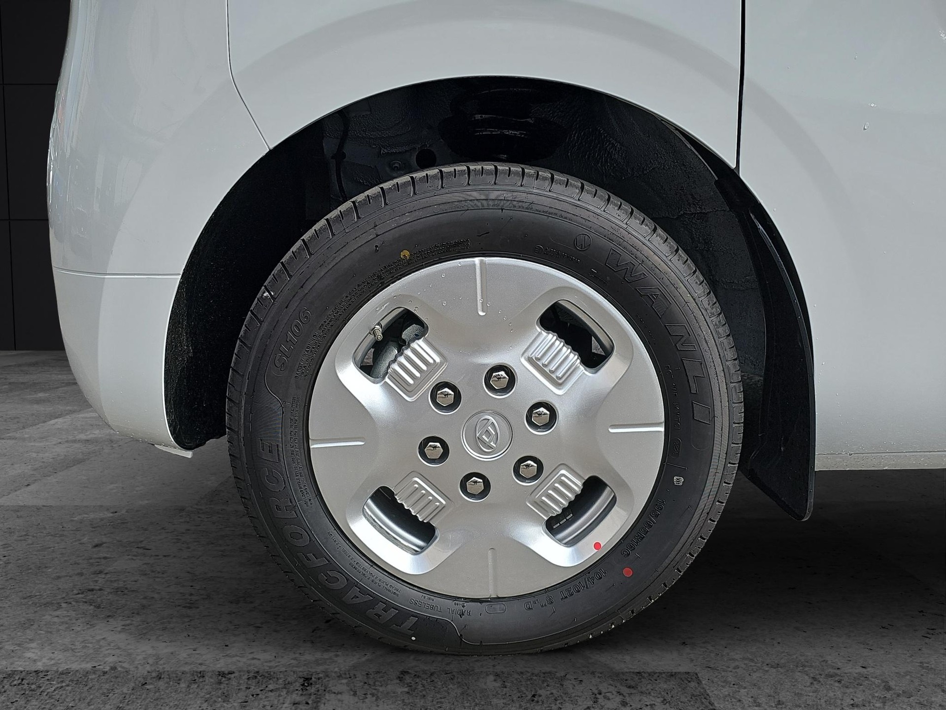 MAXUS eDeliver 5 Kaw. E-Motor 64kWh-image-8