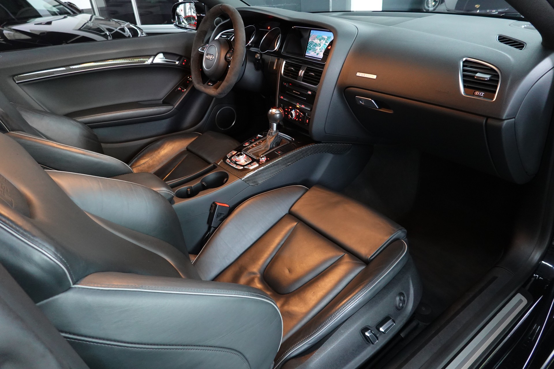 AUDI RS5 COUPE 4.2 FSI QUATTRO S-TRONIC BLACK V8-image-37