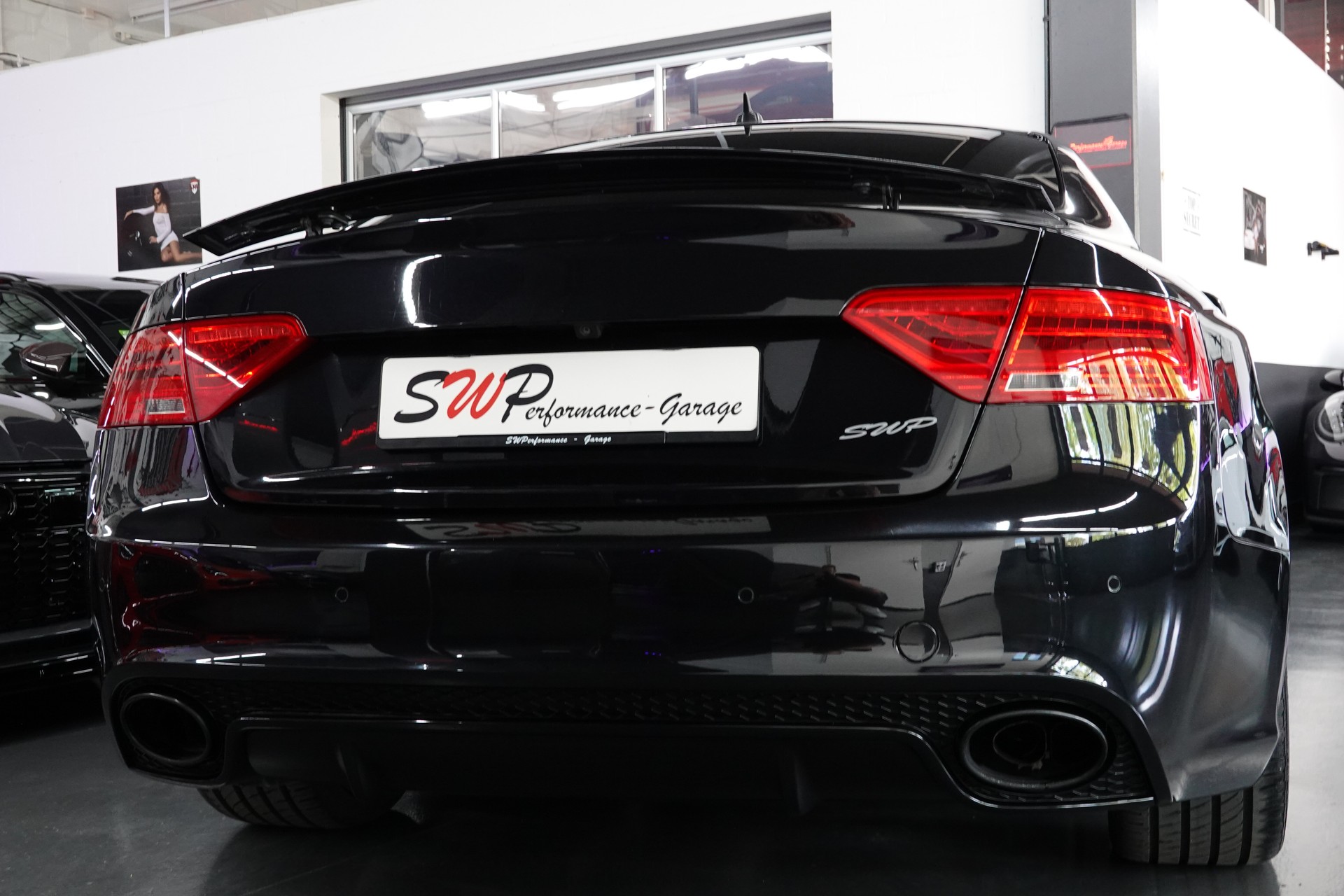 AUDI RS5 COUPE 4.2 FSI QUATTRO S-TRONIC BLACK V8-image-23