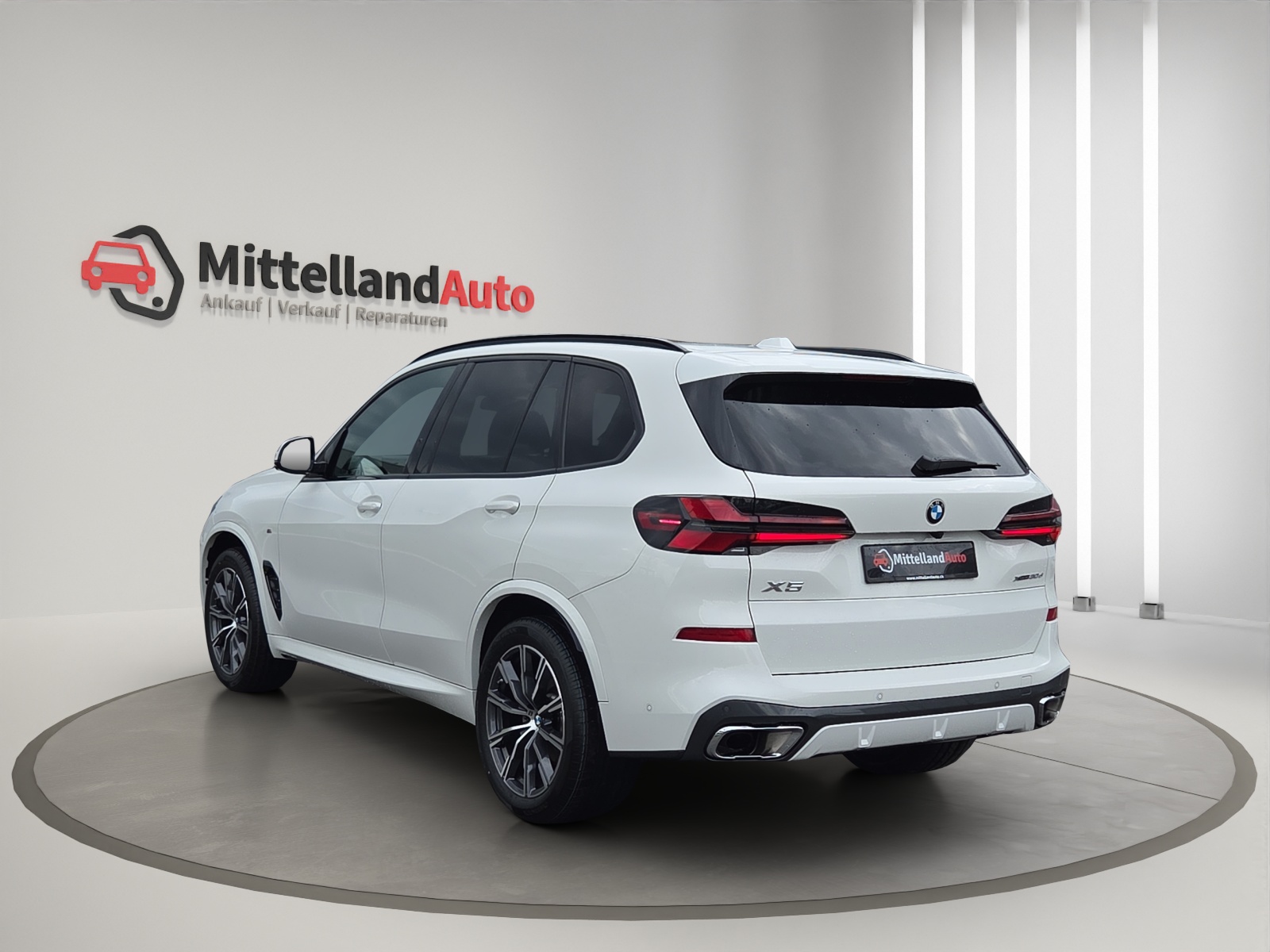 BMW X5 xDrive 48V 30d M Sport Steptronic-image-13