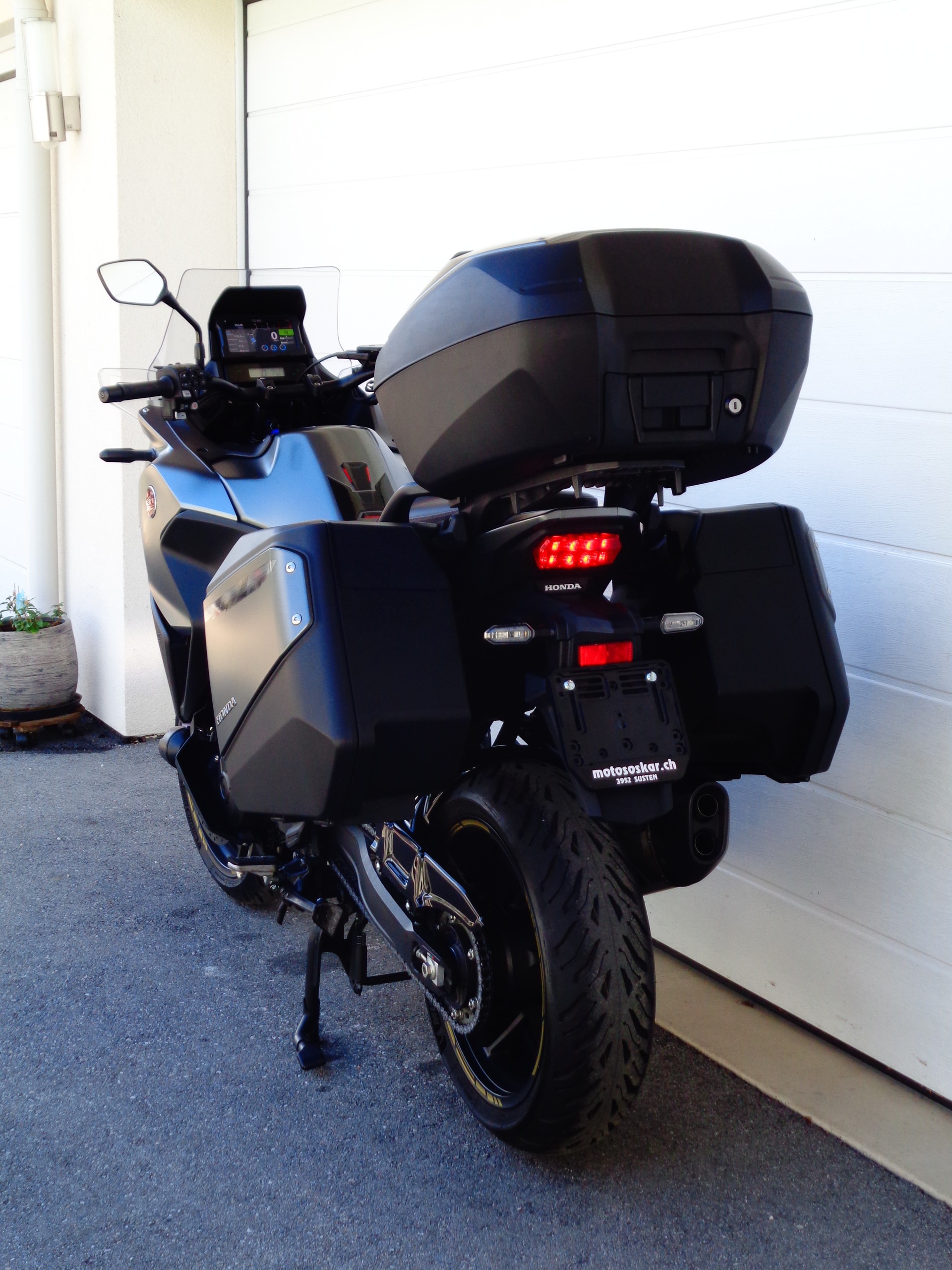 HONDA NT 1100 DCT-image-10