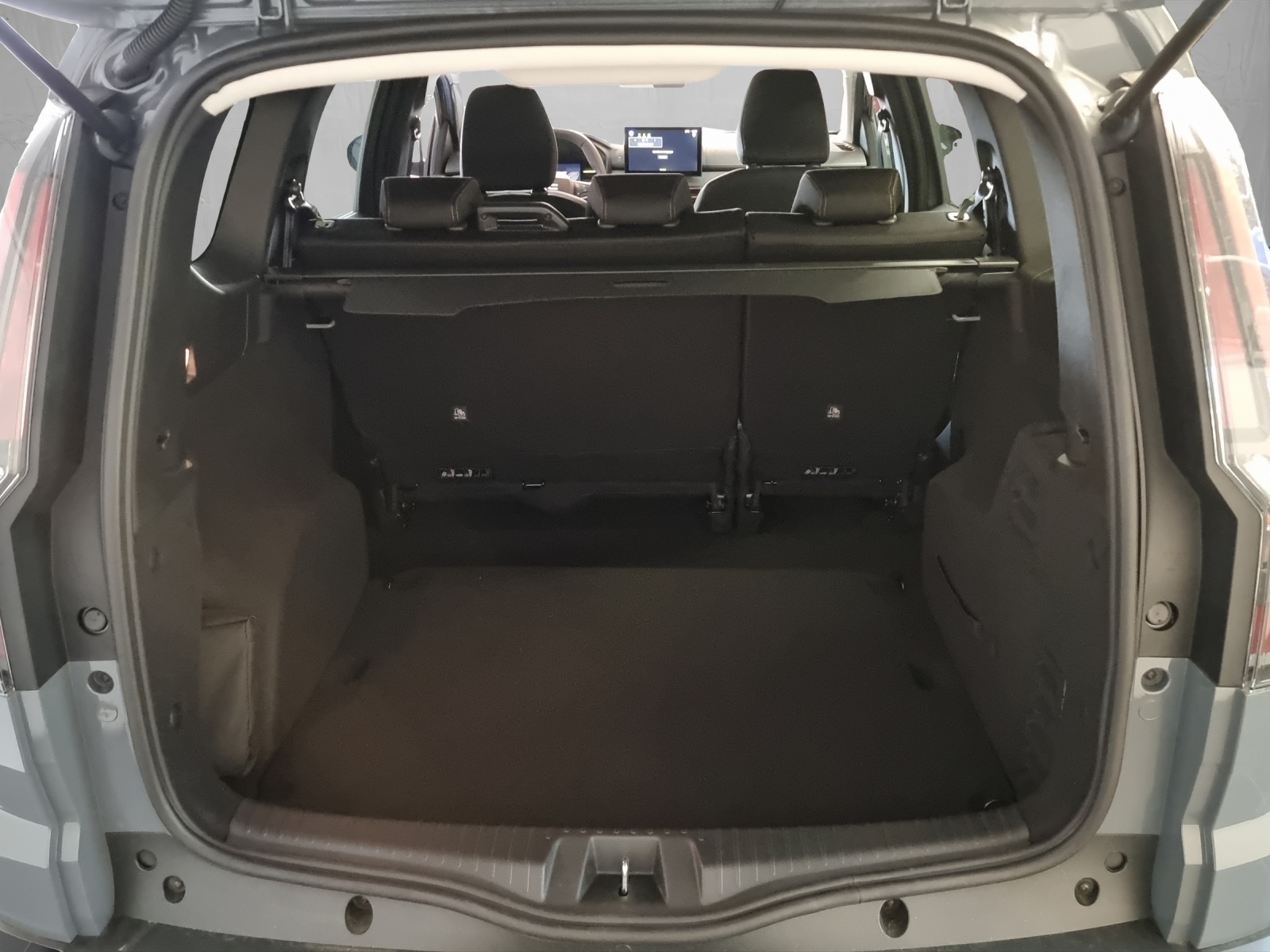 DACIA Jogger 1.8 Hybrid Extreme-image-9