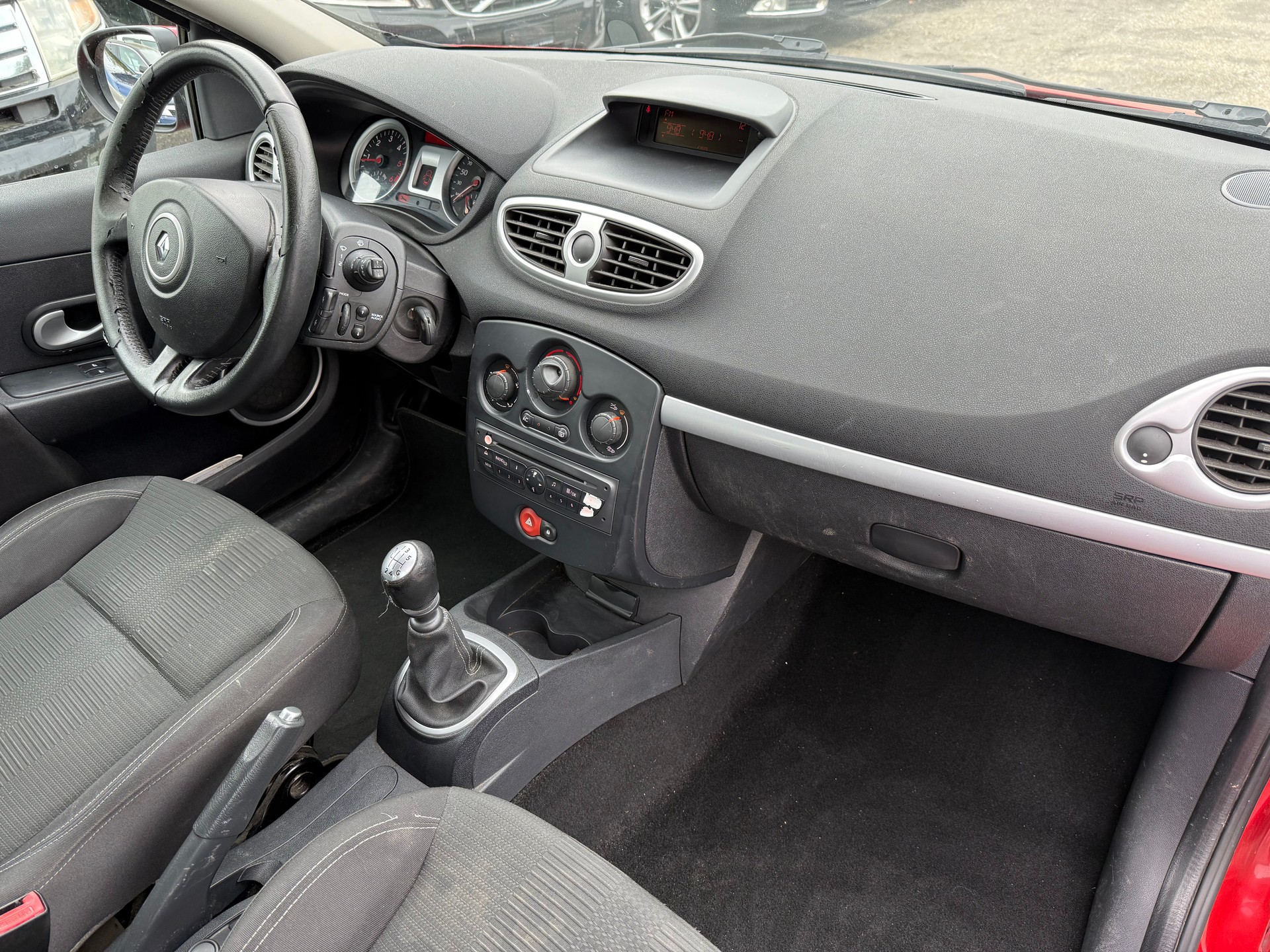 RENAULT Clio Grandtour 1.5 dCi Dynamique-image-10