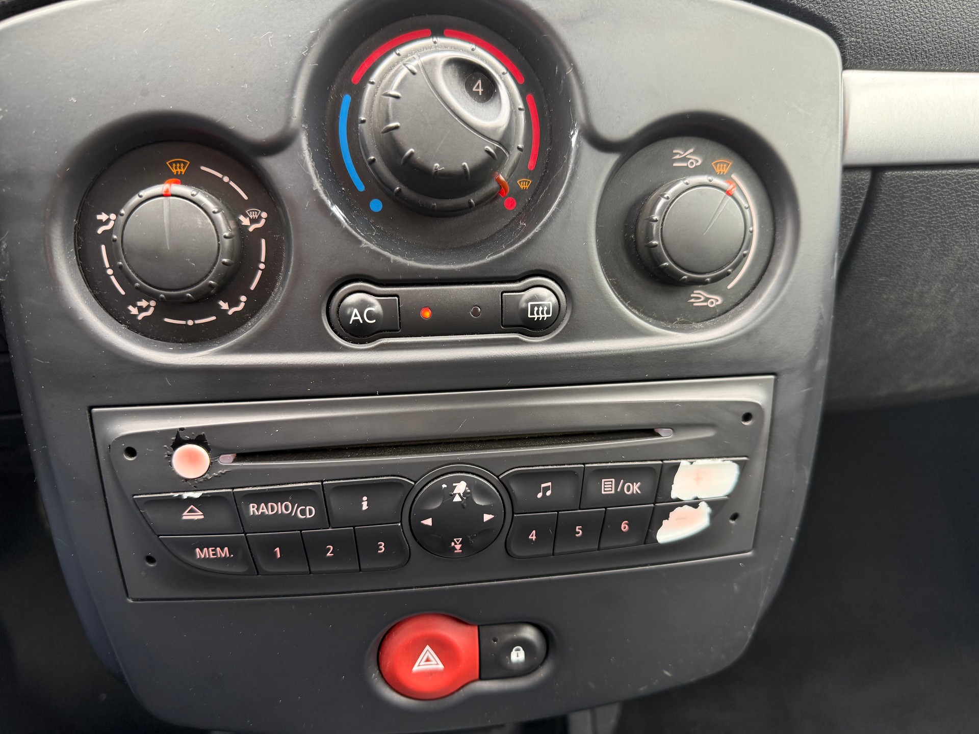 RENAULT Clio Grandtour 1.5 dCi Dynamique-image-9