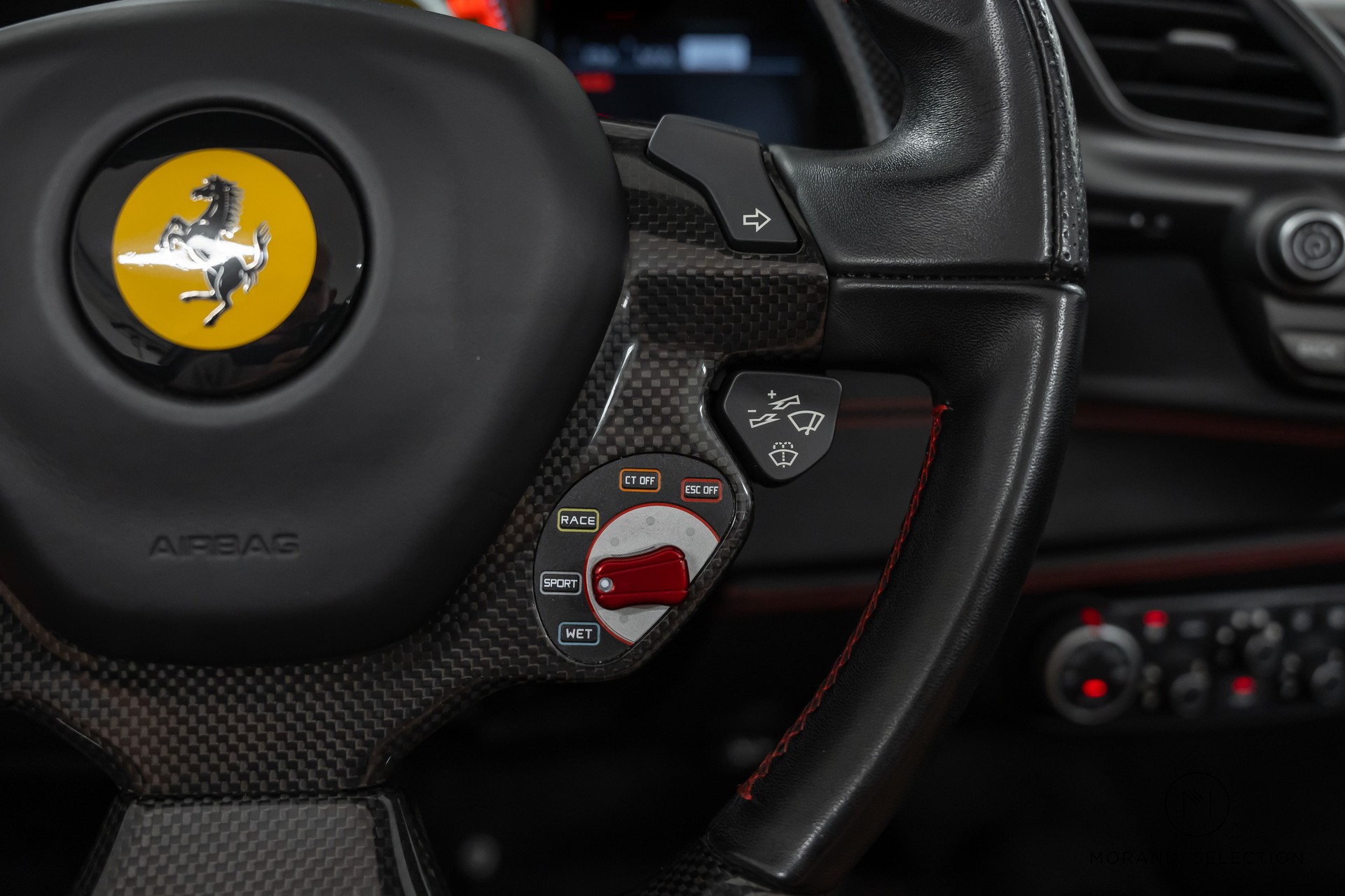 FERRARI 488 Spider 3.9 Turbo-image-18
