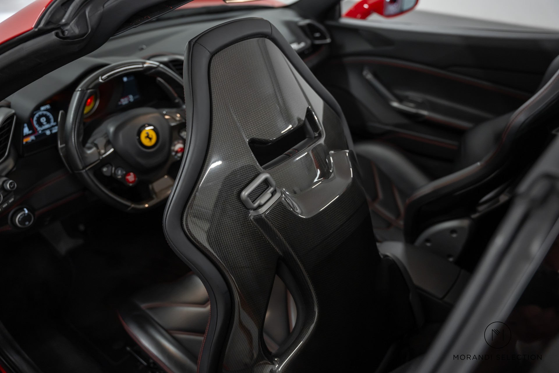 FERRARI 488 Spider 3.9 Turbo-image-16