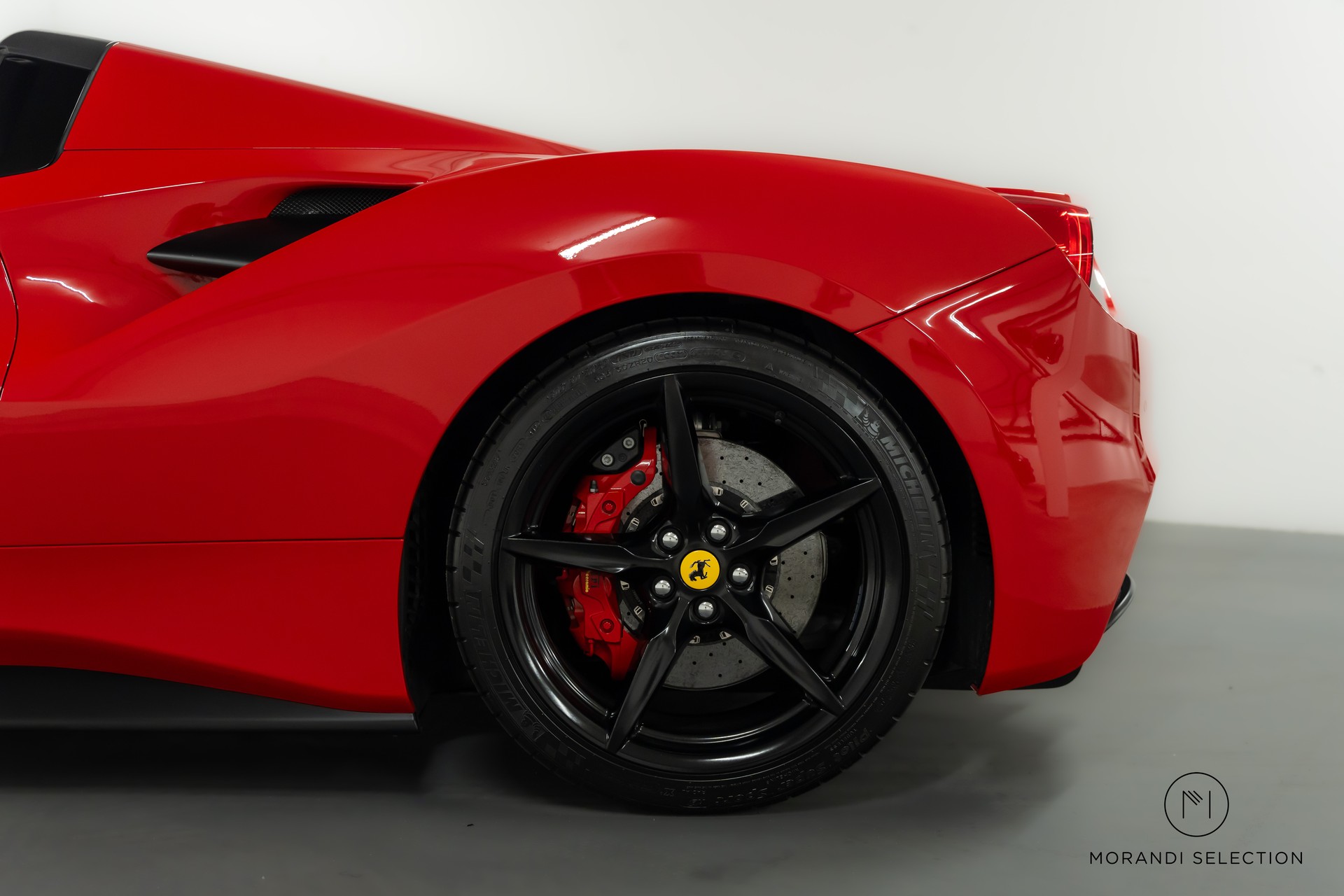 FERRARI 488 Spider 3.9 Turbo-image-7