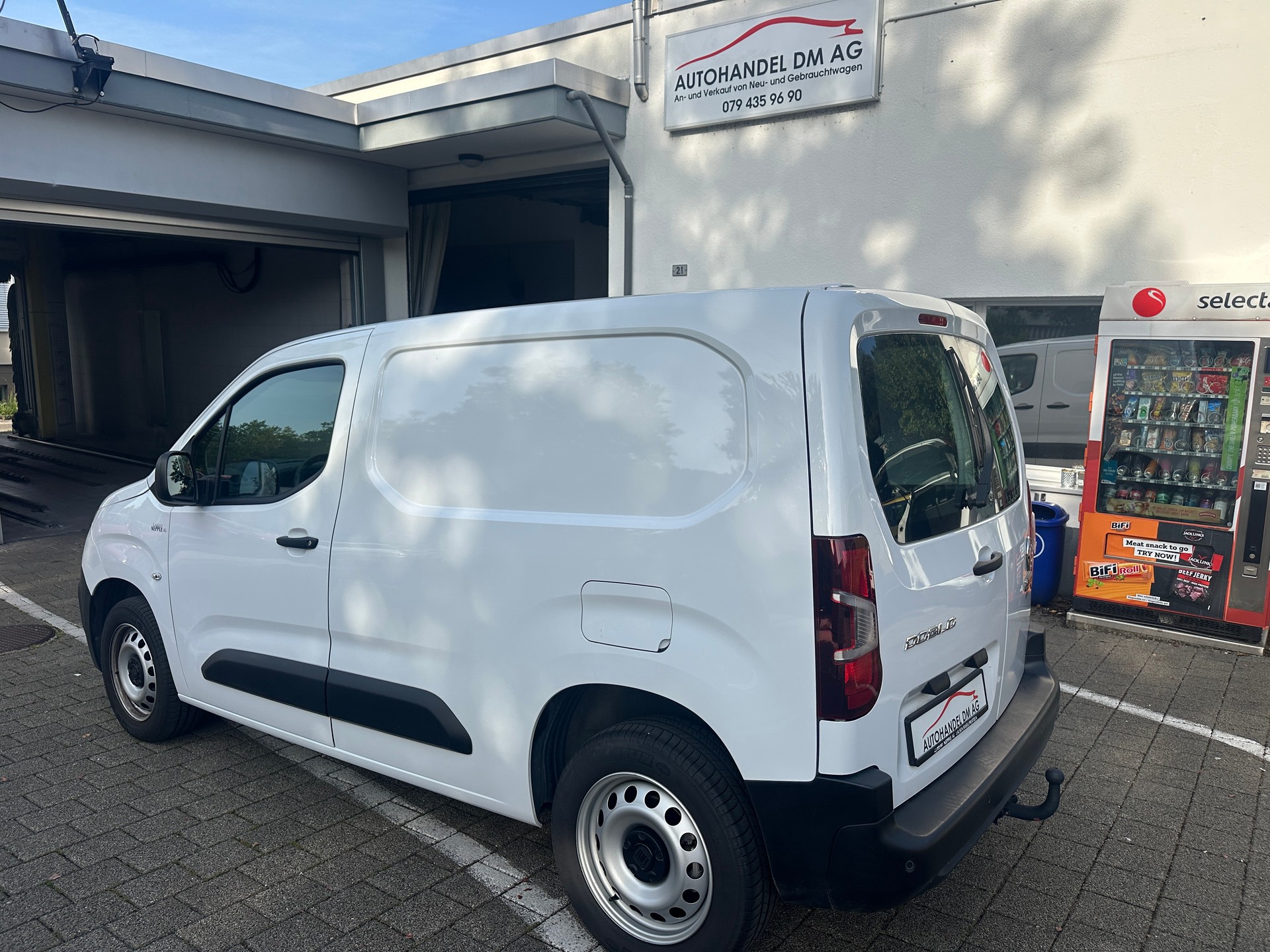 FIAT Doblo 1.5 BlueHDi L1 1000kg Swiss Plus A-showroom-element-3