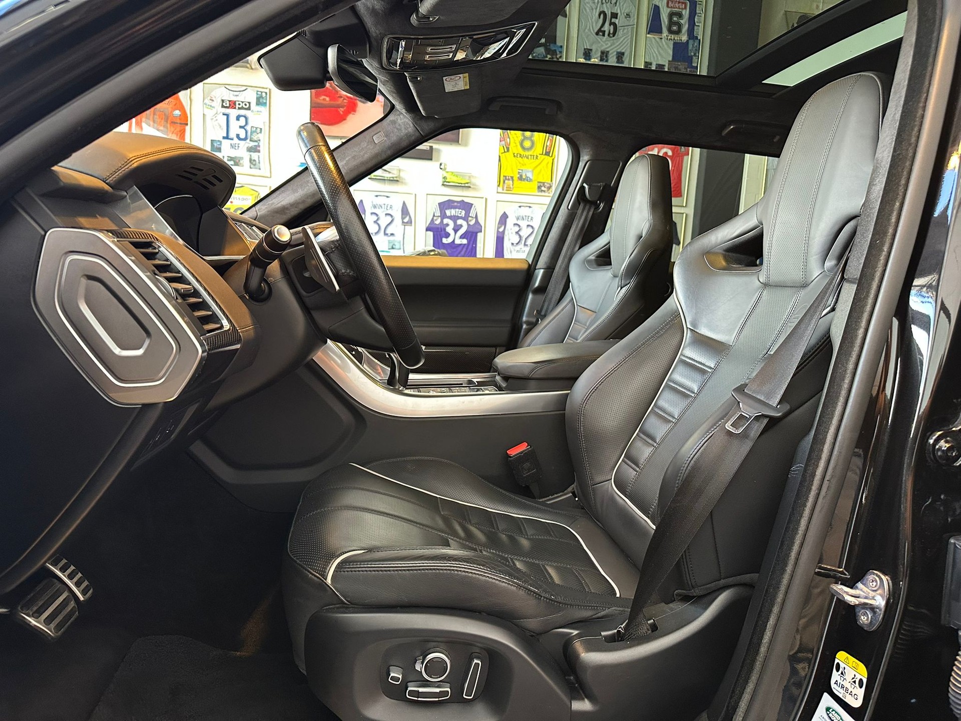LAND ROVER Range Rover Sport 5.0 V8 SVR-image-6