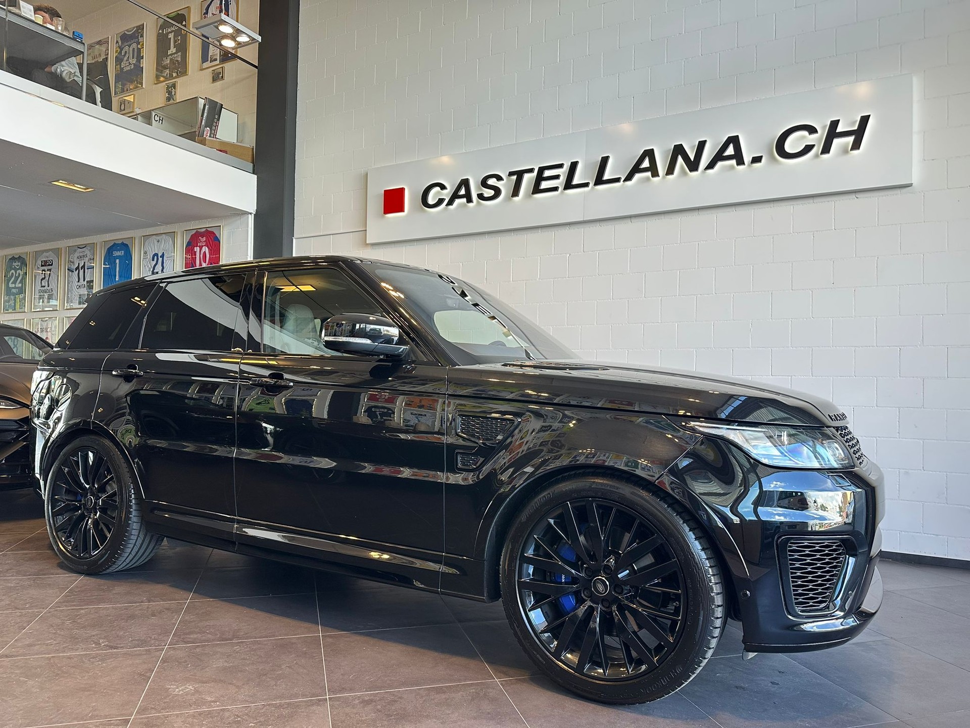 LAND ROVER Range Rover Sport 5.0 V8 SVR