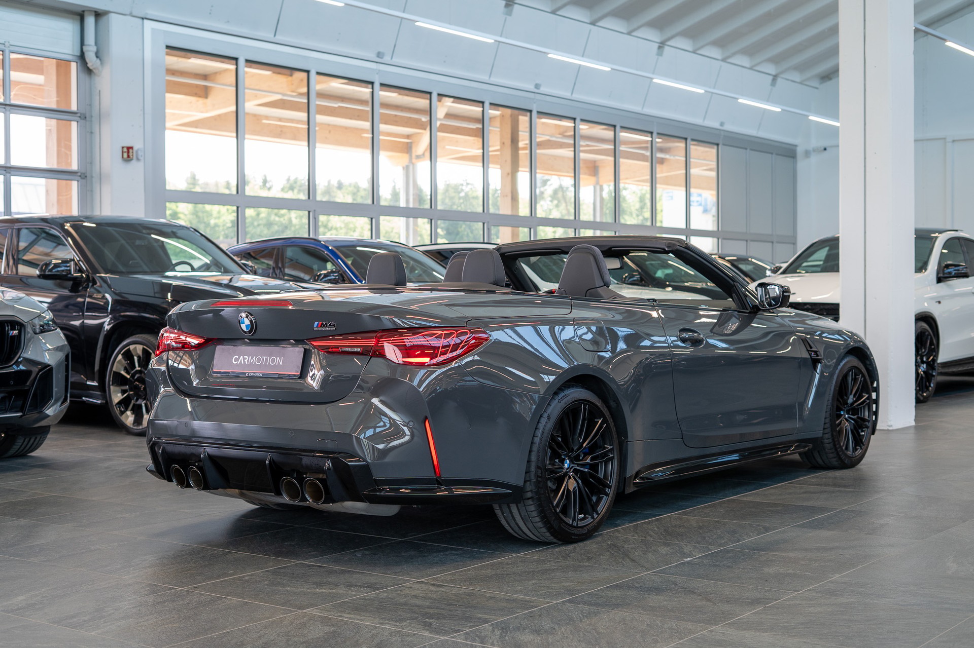 BMW M4 Competition xDrive Cabrio LCI / Head-Up Display / Harman Kardon / 360° Kamera-image-6